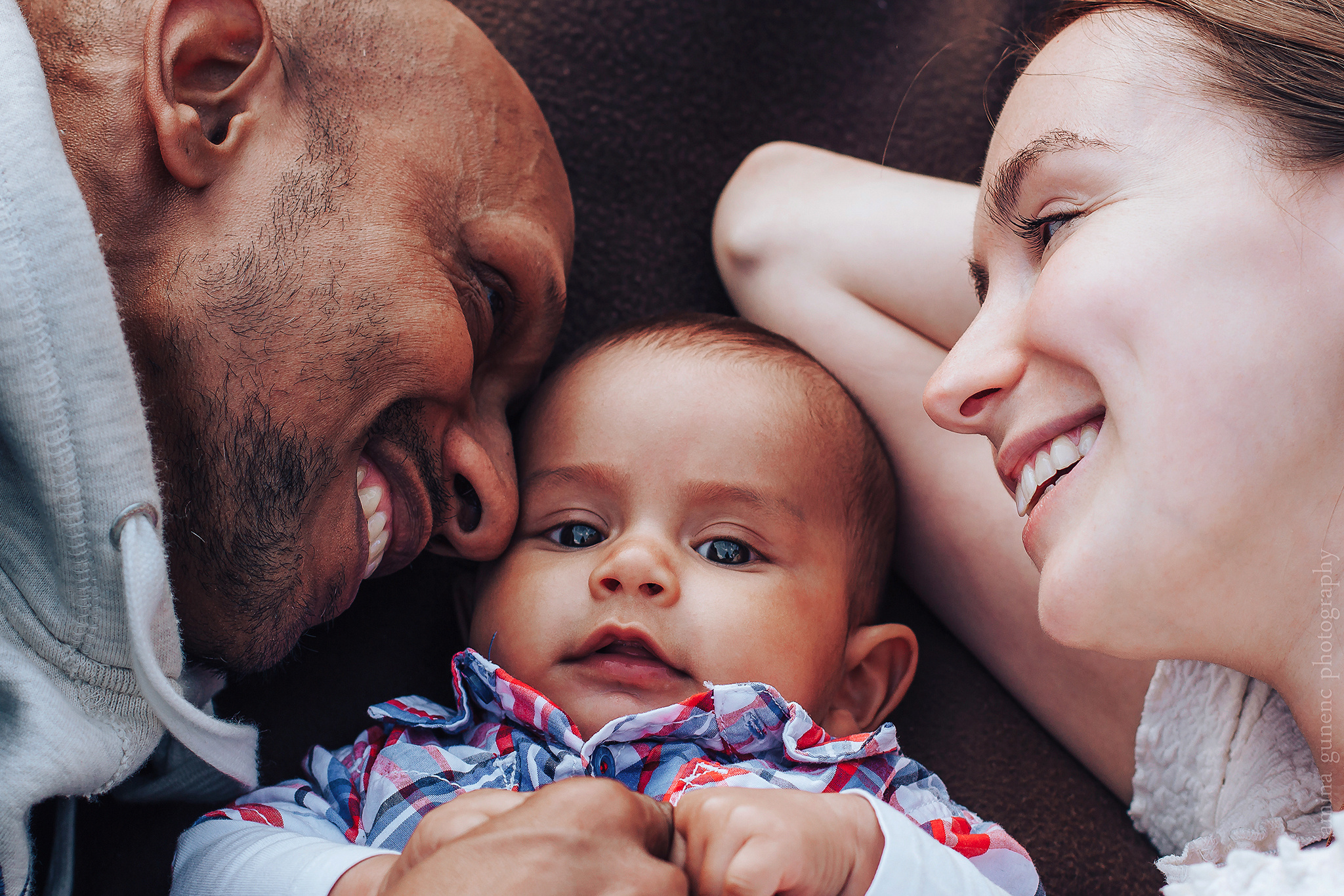 Amina Gunenc - bruiloft- en familie fotograaf in Nederland