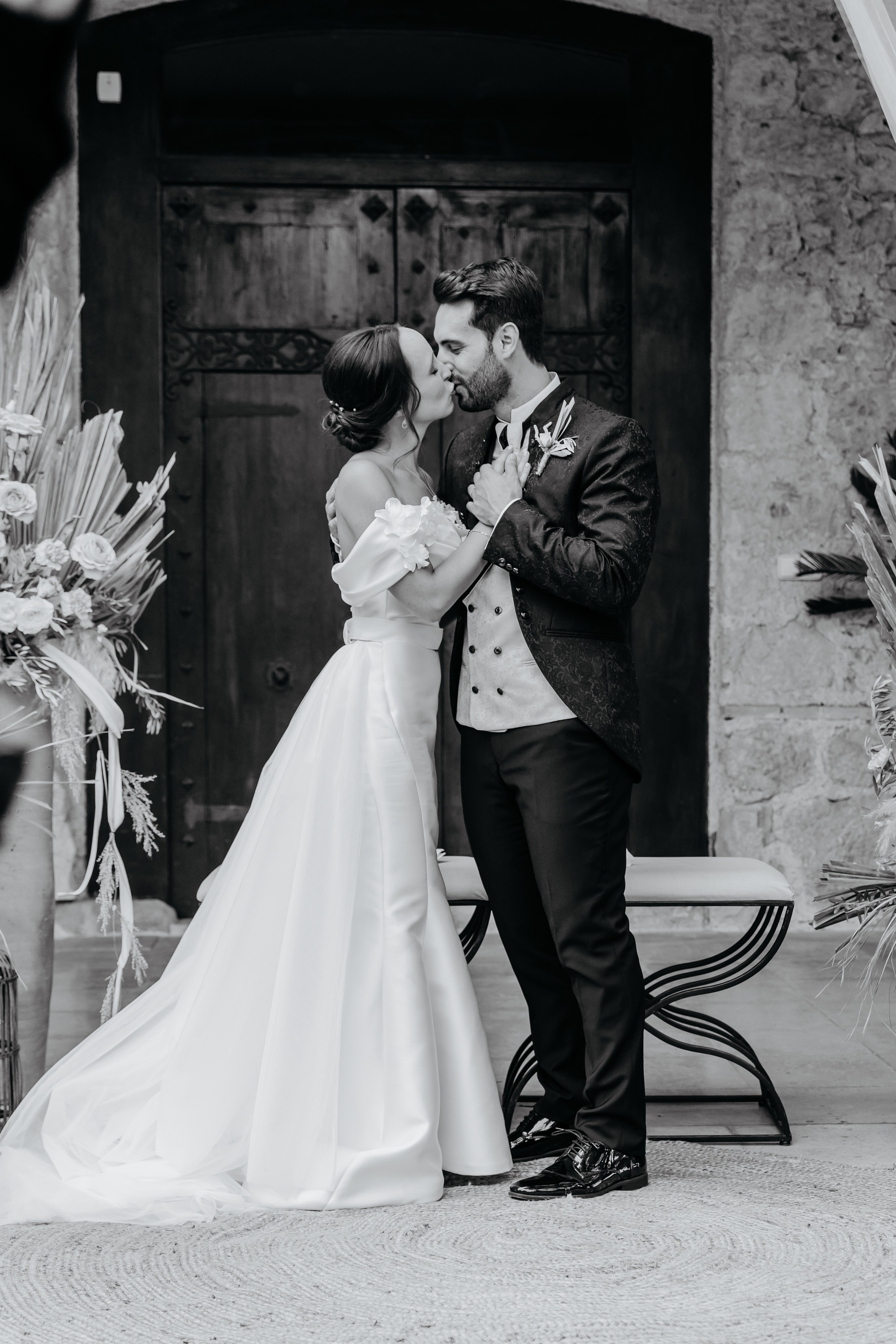 Víctor y Carmen. Ramoné Fotografía · Fotógrafo de Bodas en Alicante, Murcia y Valencia | Reportaje Natural y Documental