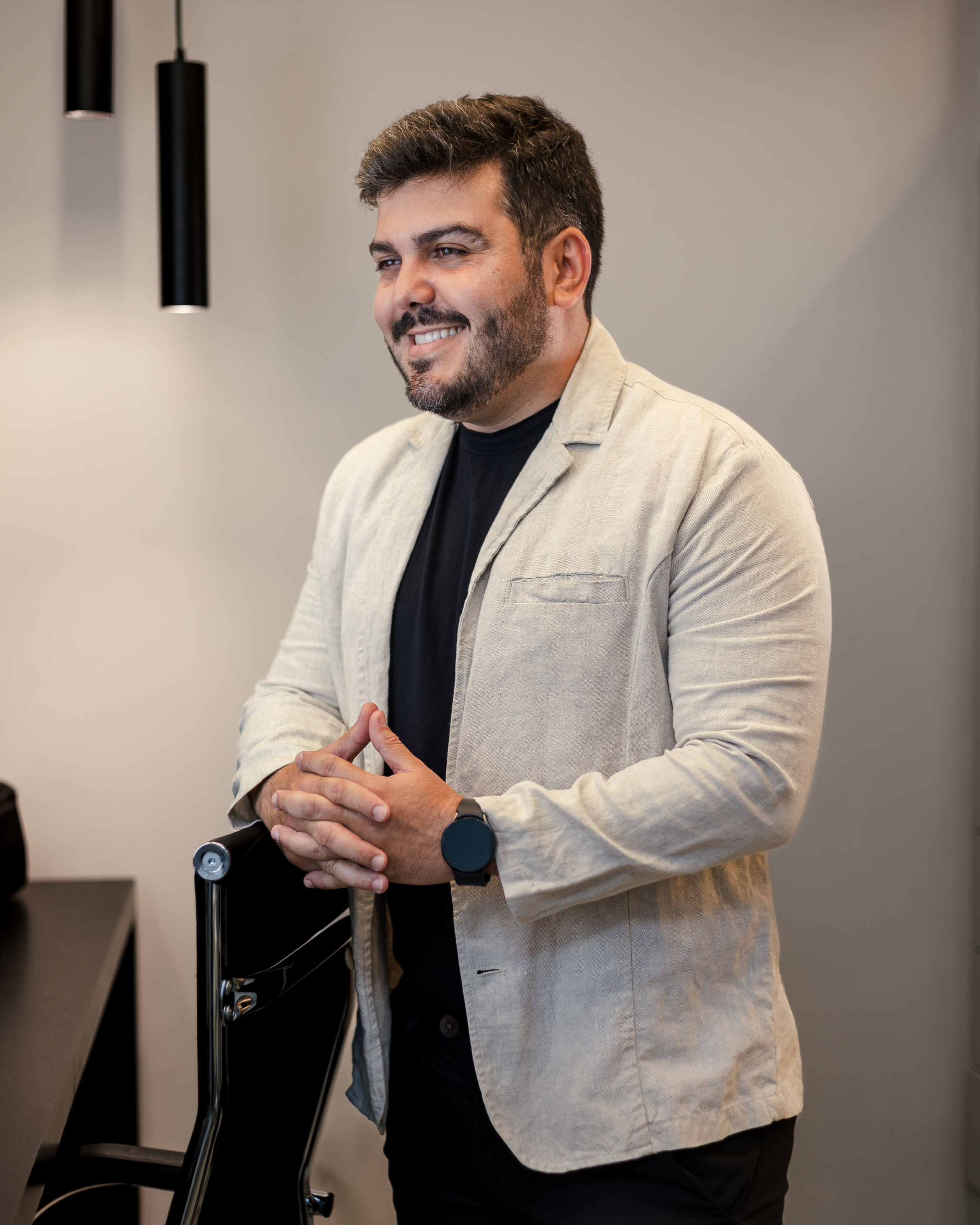 2025 | Dr. Rafael Carpinetti — Posicionamento. Denis Damasceno | Fotografia