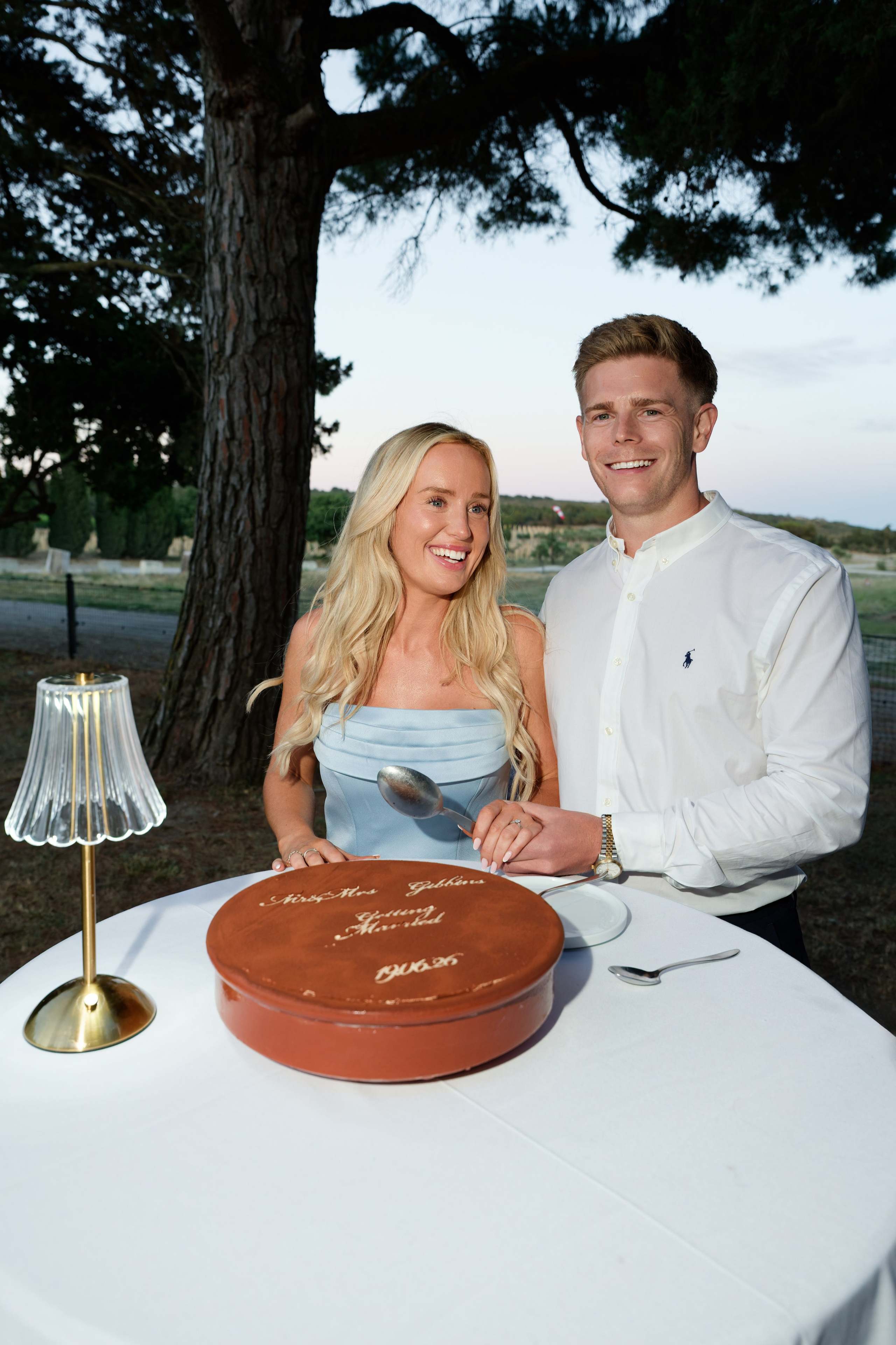 Welcome dinner at Château l’Hospitalet. Destination Wedding Photographer — Nikita Burtsev