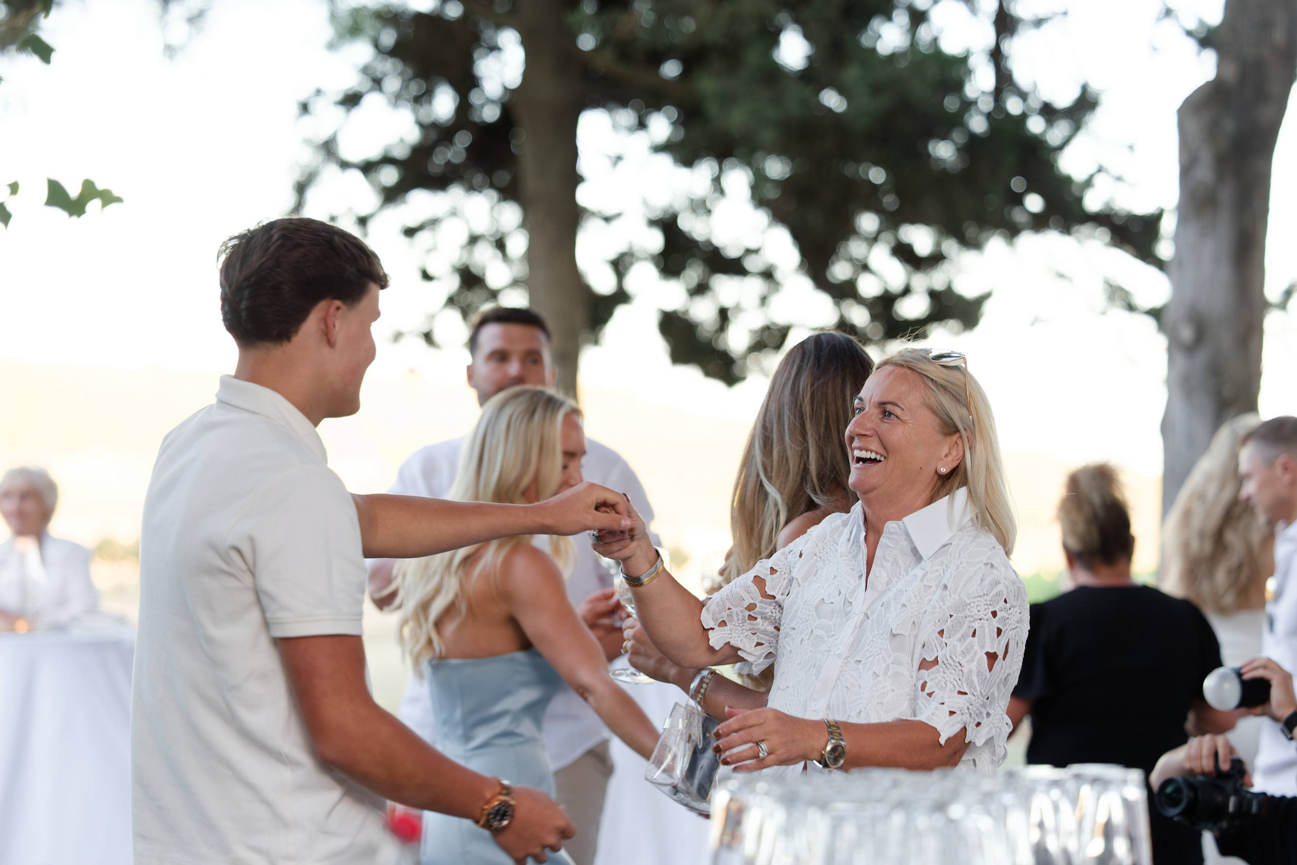 Welcome dinner at Château l’Hospitalet. Destination Wedding Photographer — Nikita Burtsev