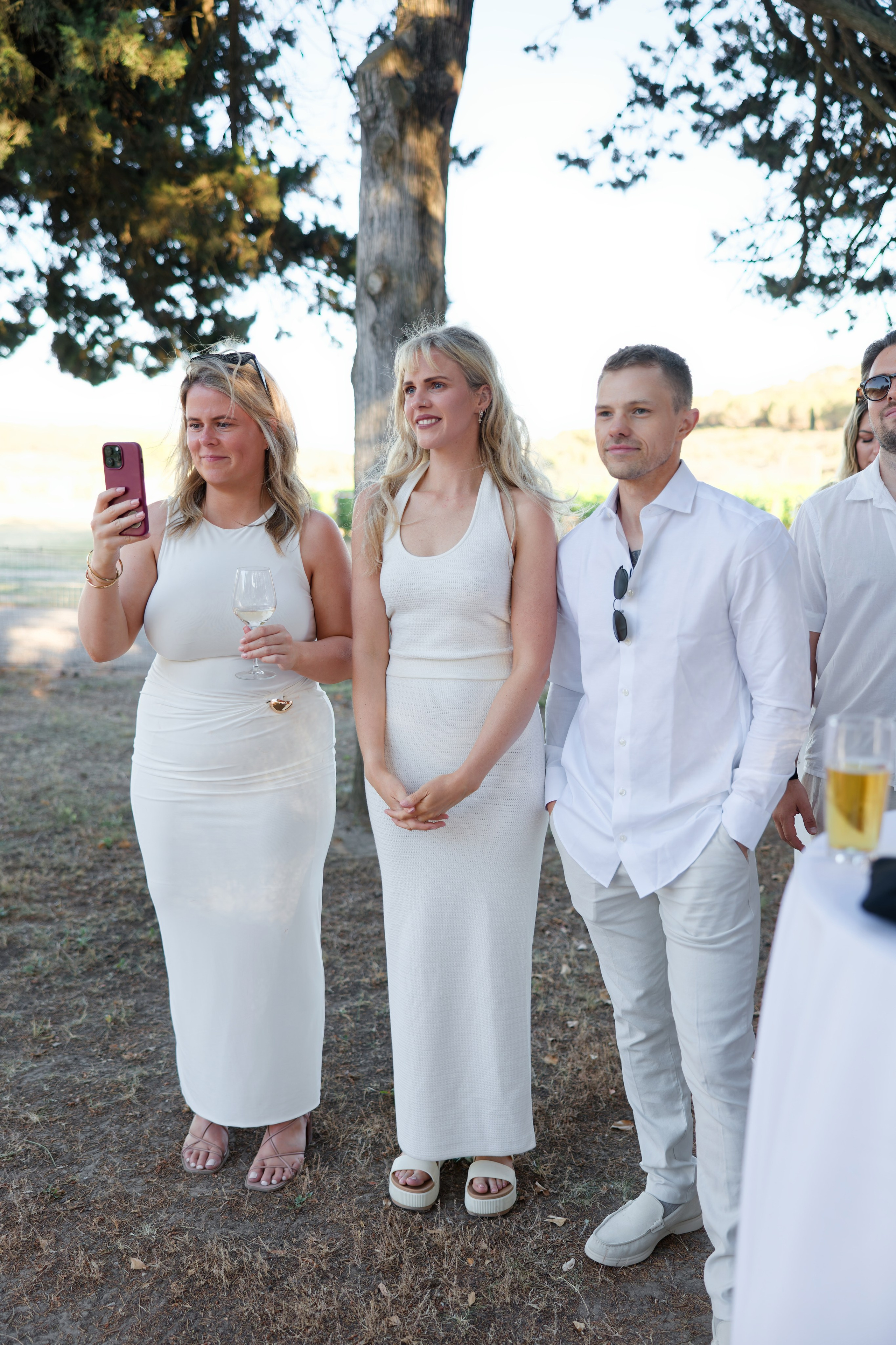 Welcome dinner at Château l’Hospitalet. Destination Wedding Photographer — Nikita Burtsev