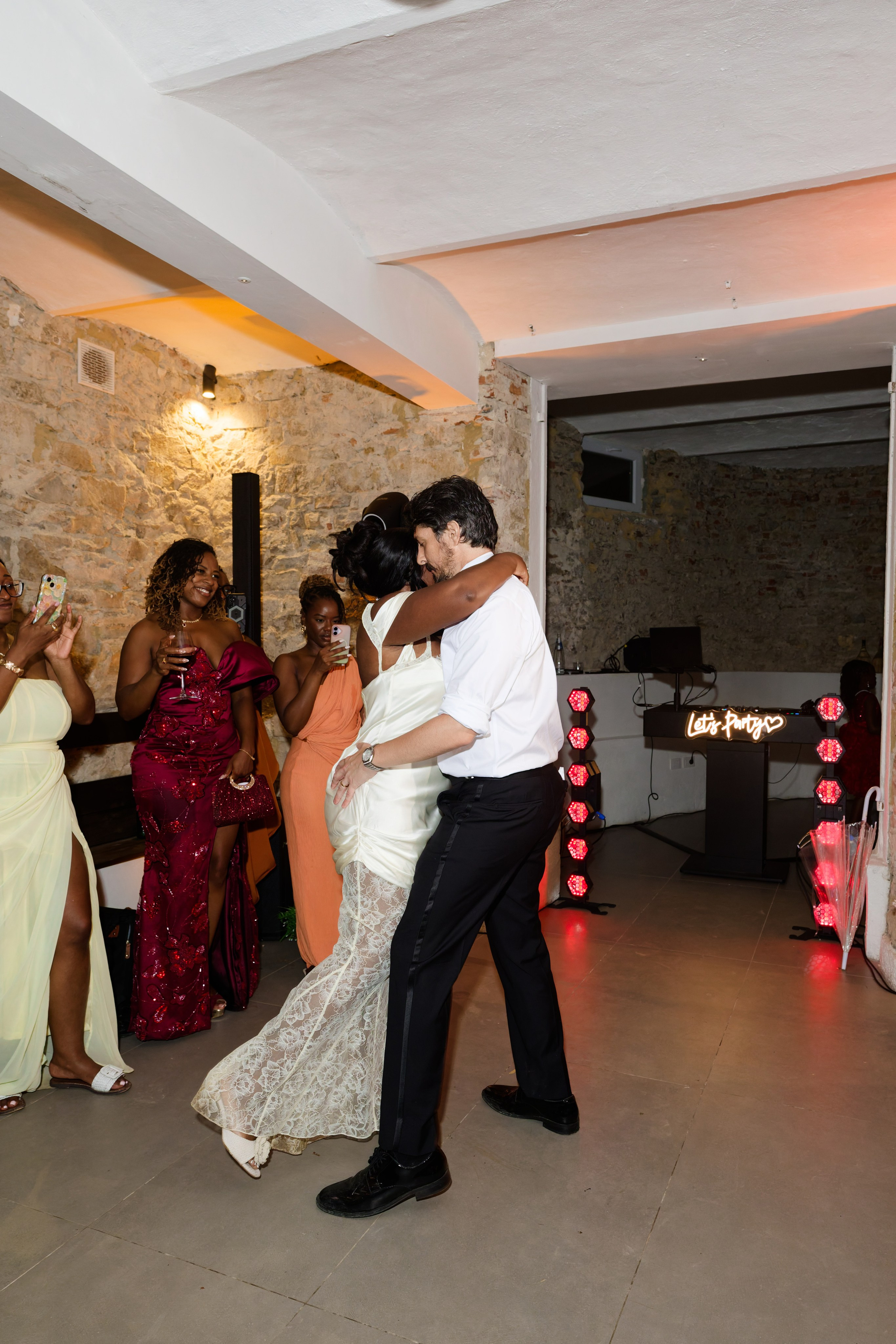Wedding at Villa Merlo Nero, Florence, Italy. Destination Wedding Photographer — Nikita Burtsev