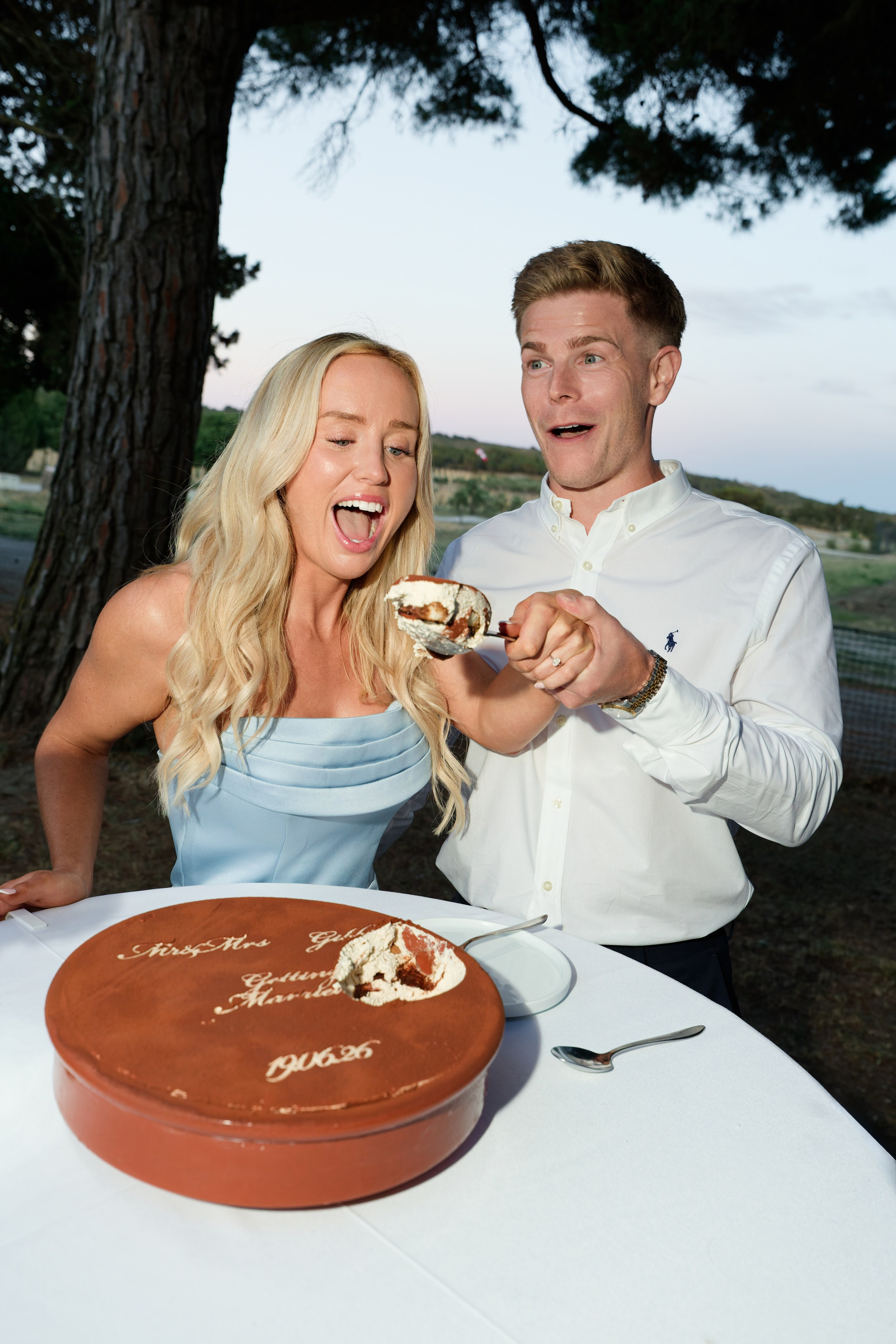 Welcome dinner at Château l’Hospitalet. Destination Wedding Photographer — Nikita Burtsev