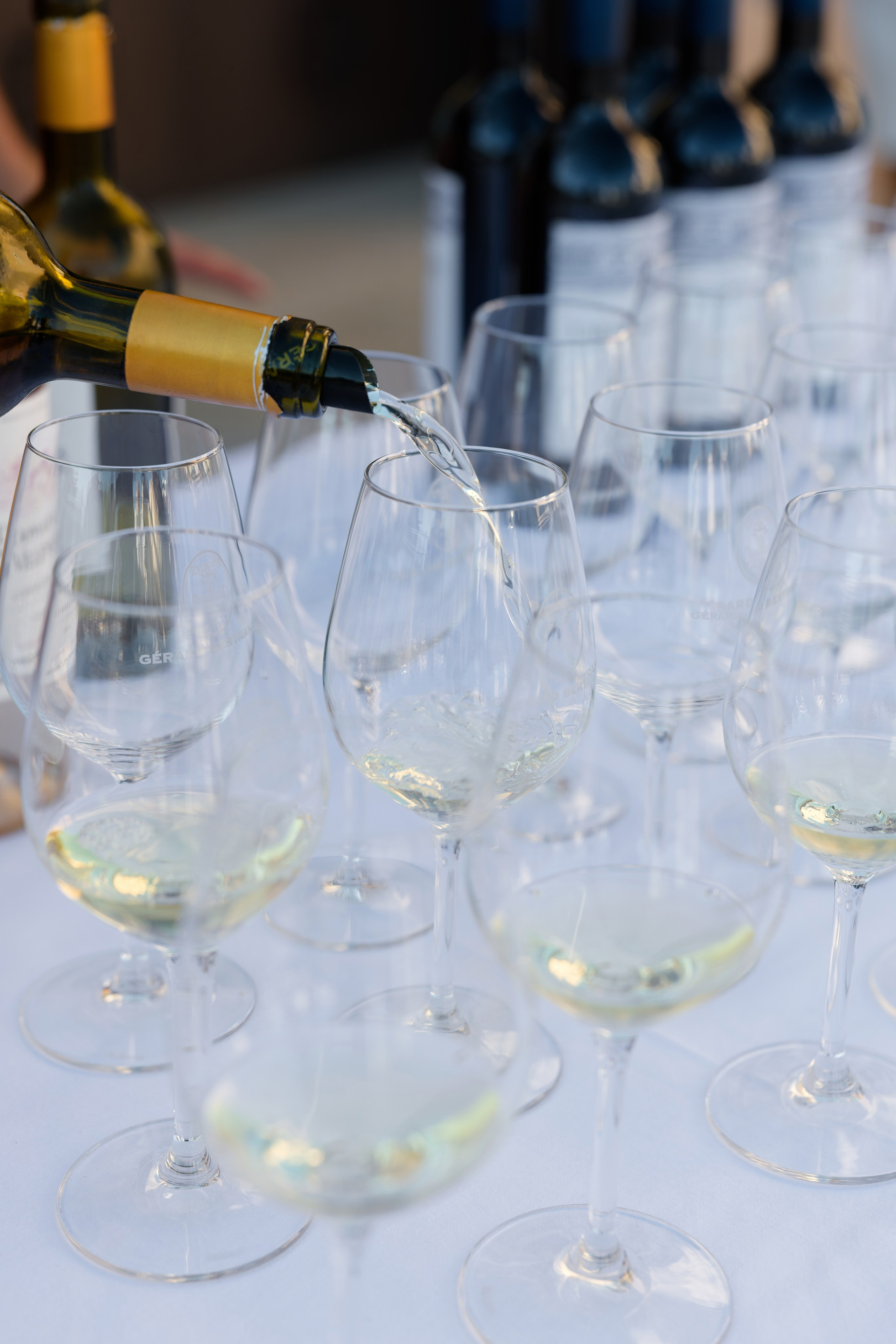 Welcome dinner at Château l’Hospitalet. Destination Wedding Photographer — Nikita Burtsev