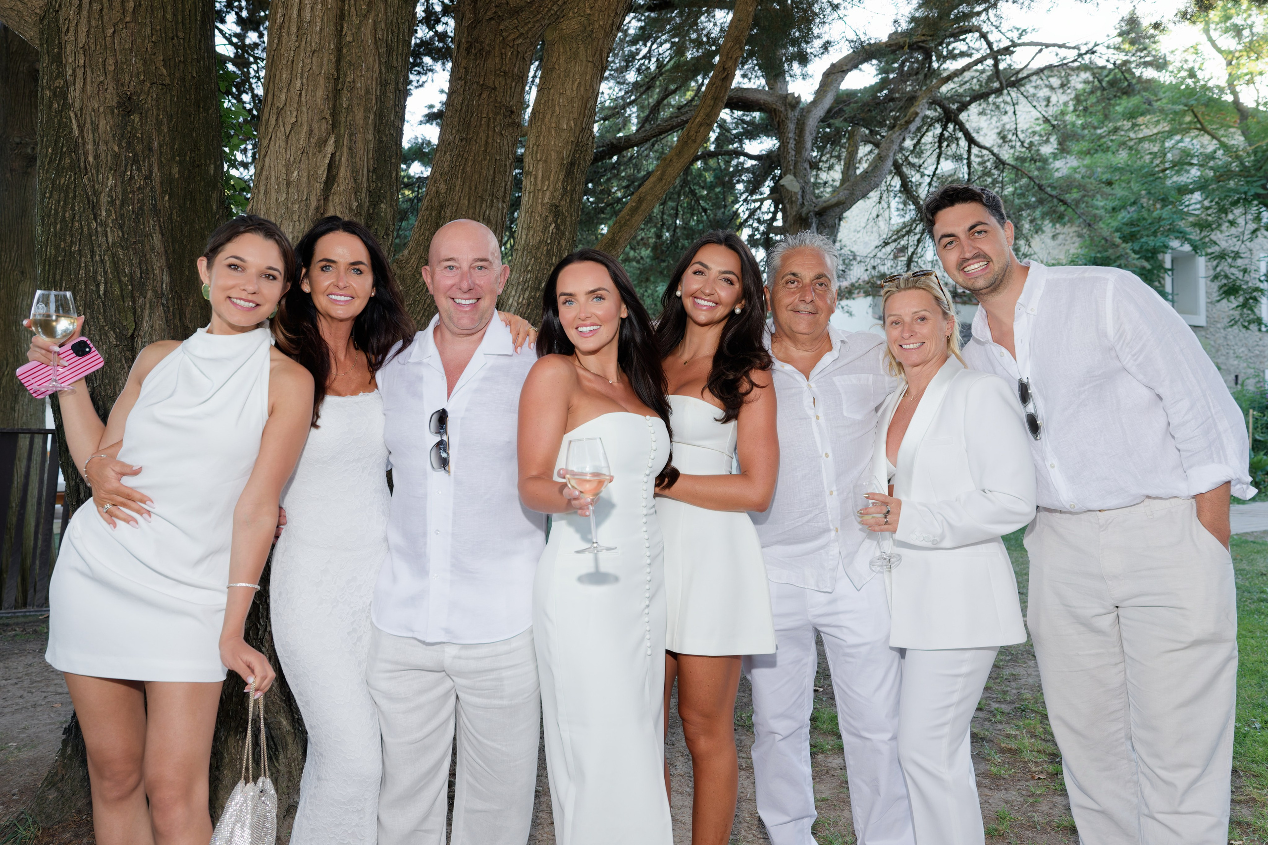 Welcome dinner at Château l’Hospitalet. Destination Wedding Photographer — Nikita Burtsev