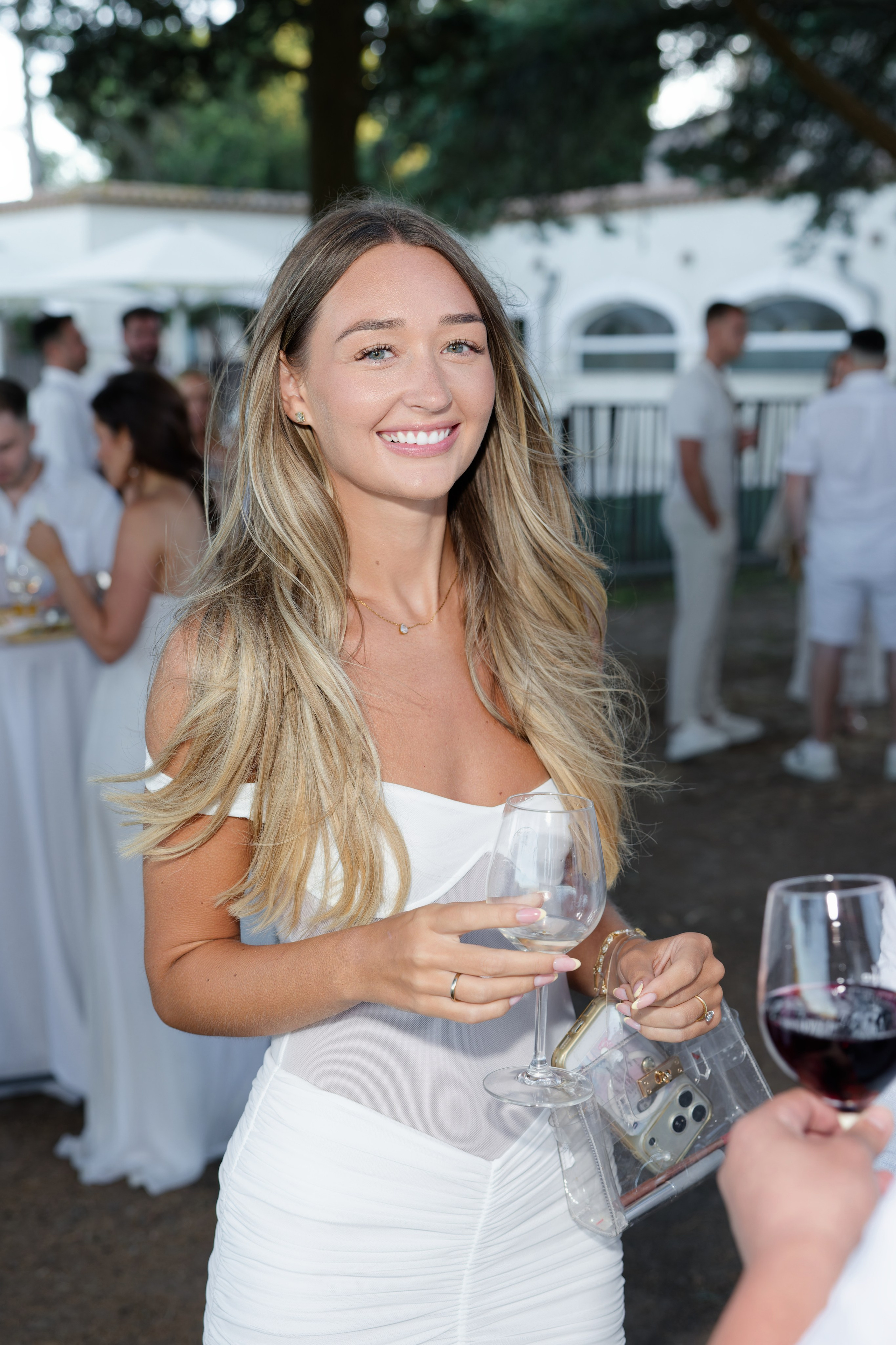 Welcome dinner at Château l’Hospitalet. Destination Wedding Photographer — Nikita Burtsev