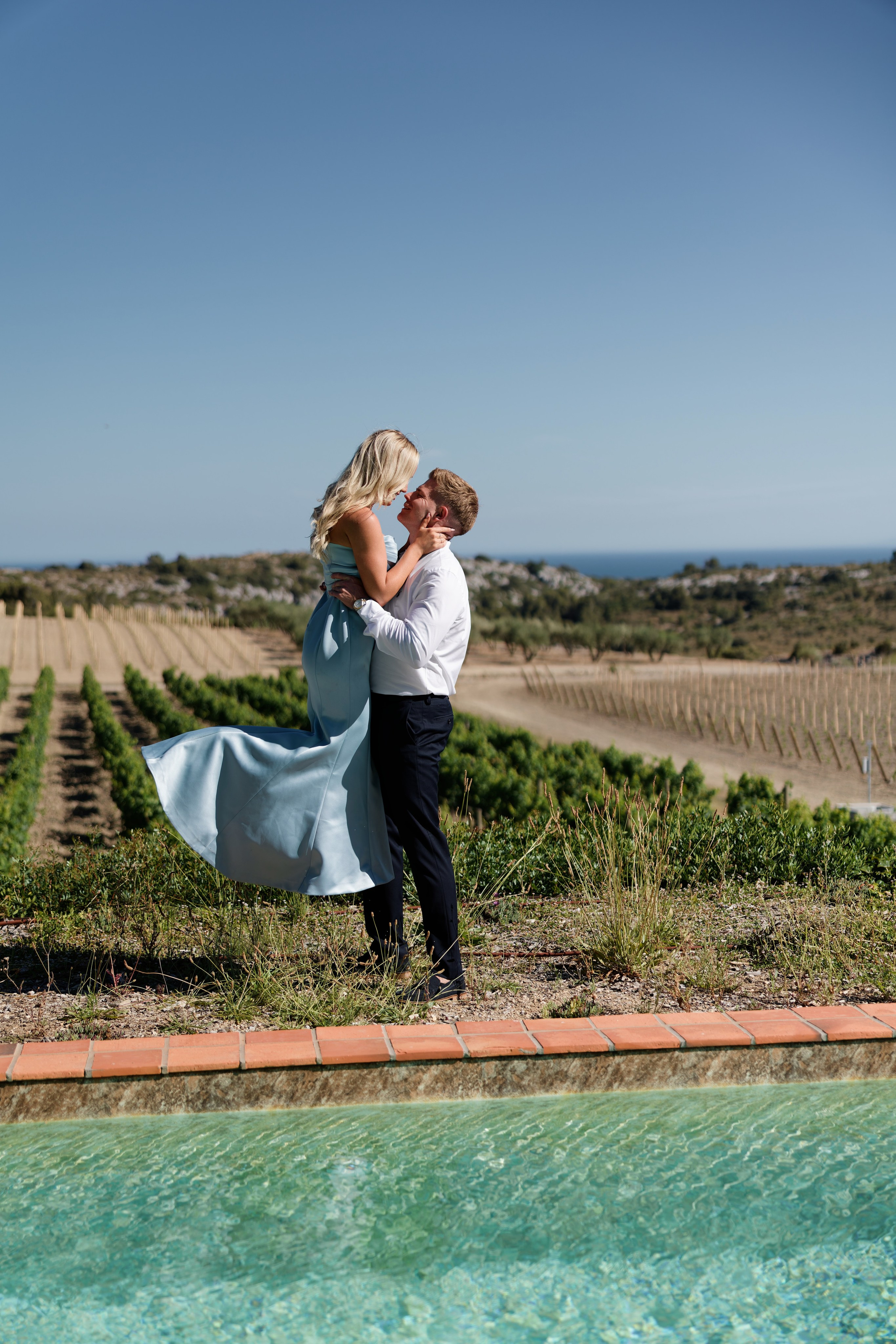 Welcome dinner at Château l’Hospitalet. Destination Wedding Photographer — Nikita Burtsev