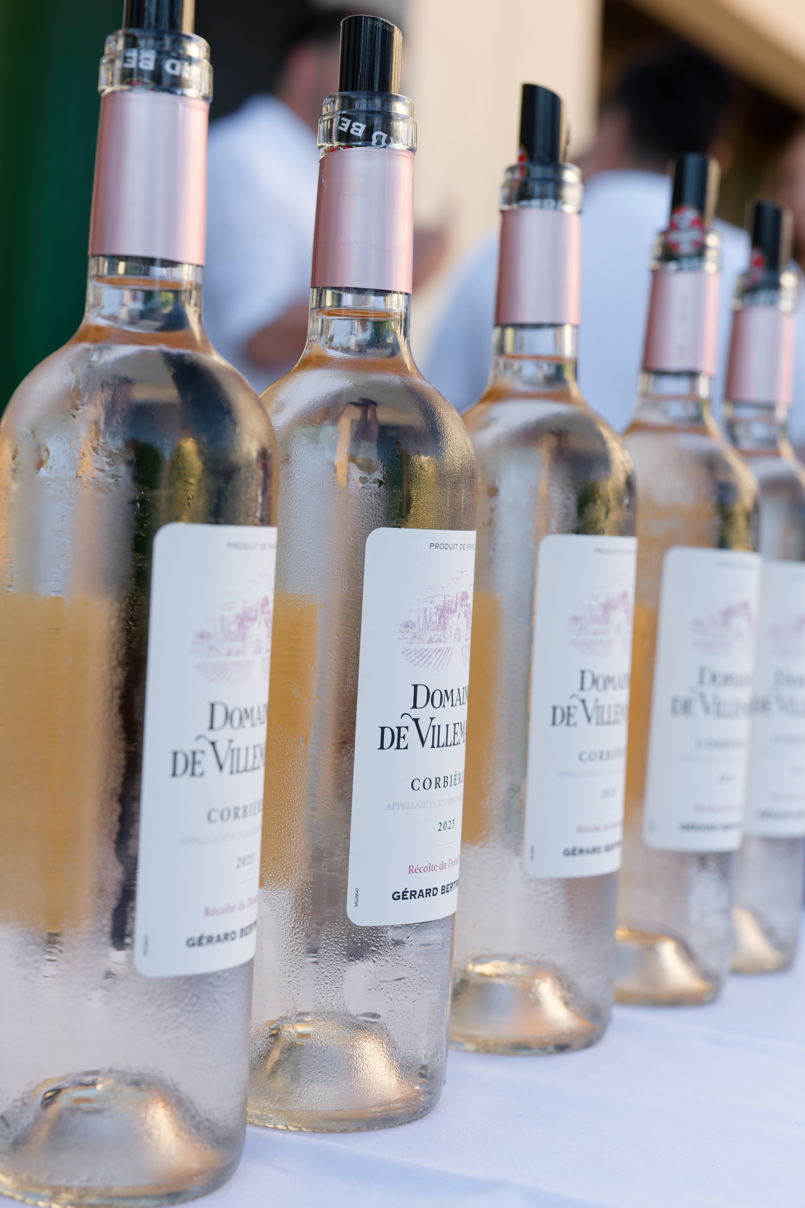 Welcome dinner at Château l’Hospitalet. Destination Wedding Photographer — Nikita Burtsev