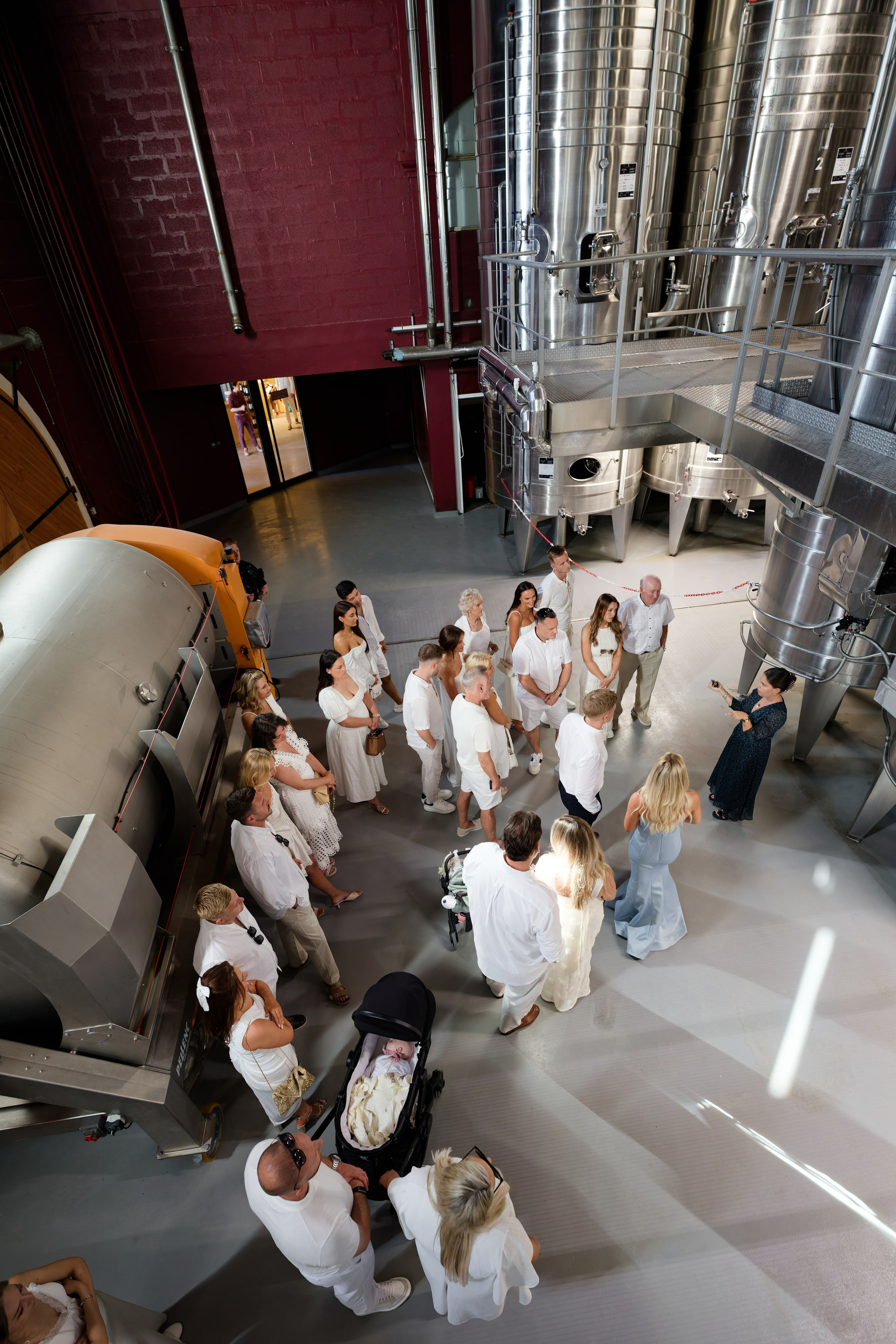 Welcome dinner at Château l’Hospitalet. Destination Wedding Photographer — Nikita Burtsev