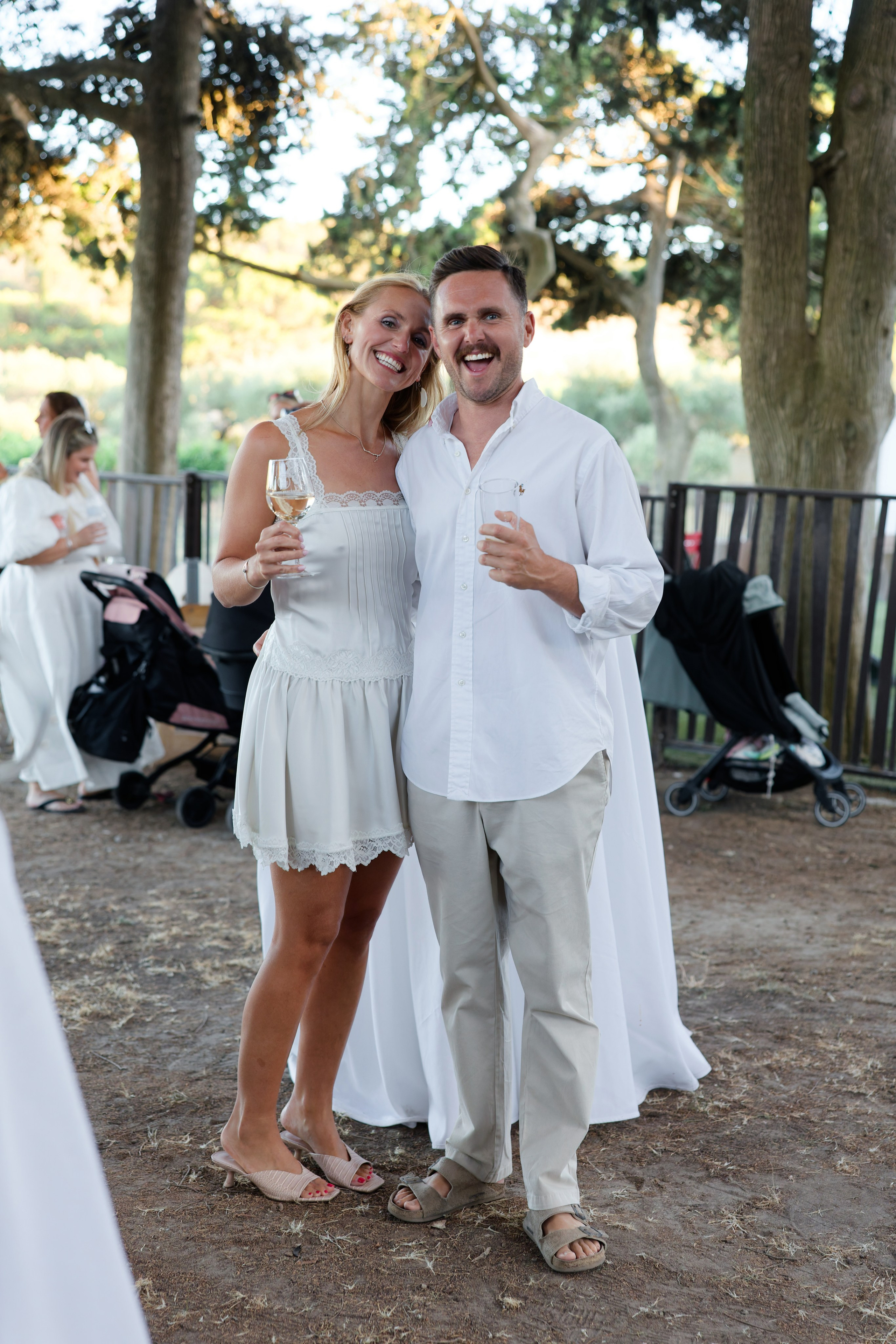 Welcome dinner at Château l’Hospitalet. Destination Wedding Photographer — Nikita Burtsev