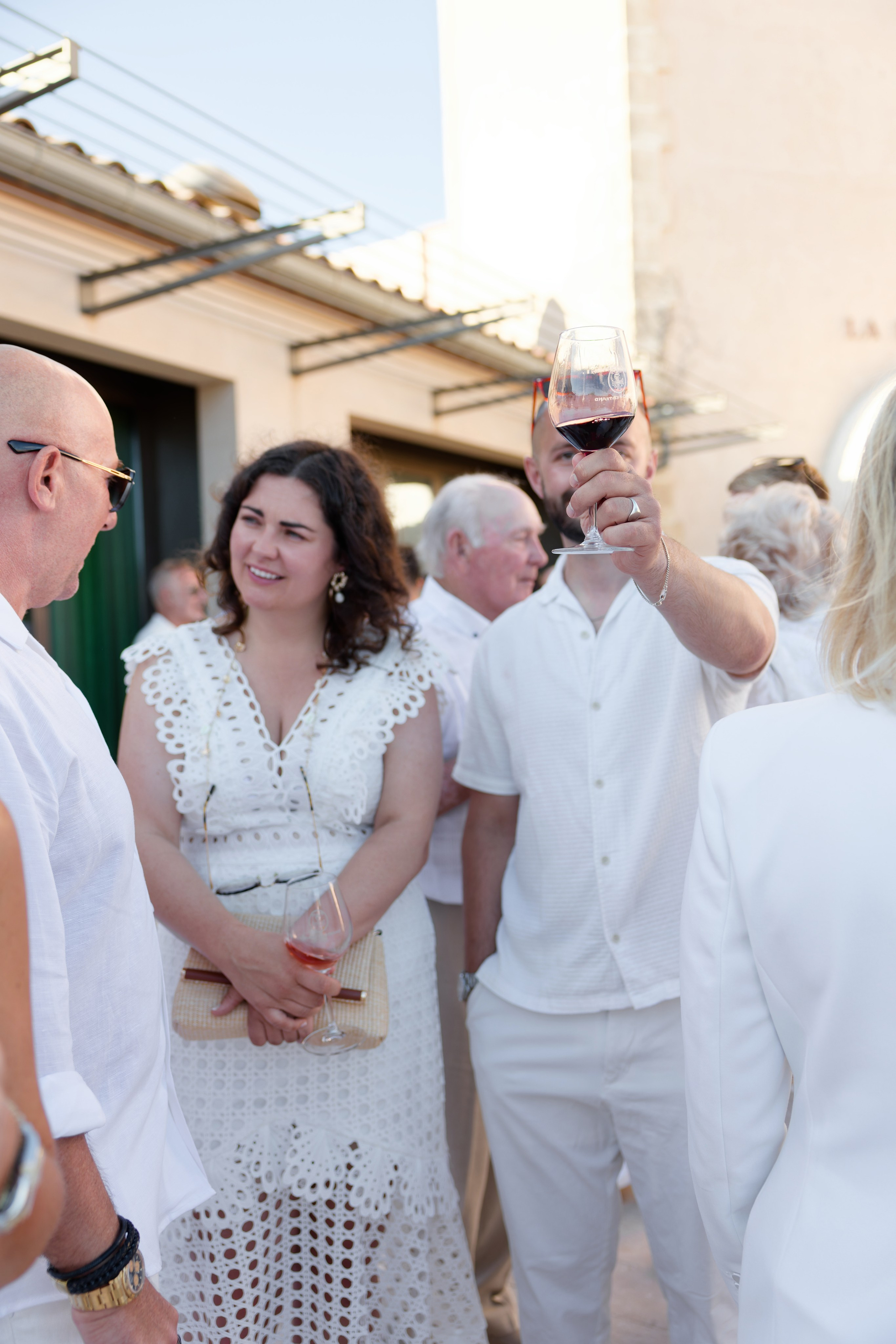 Welcome dinner at Château l’Hospitalet. Destination Wedding Photographer — Nikita Burtsev