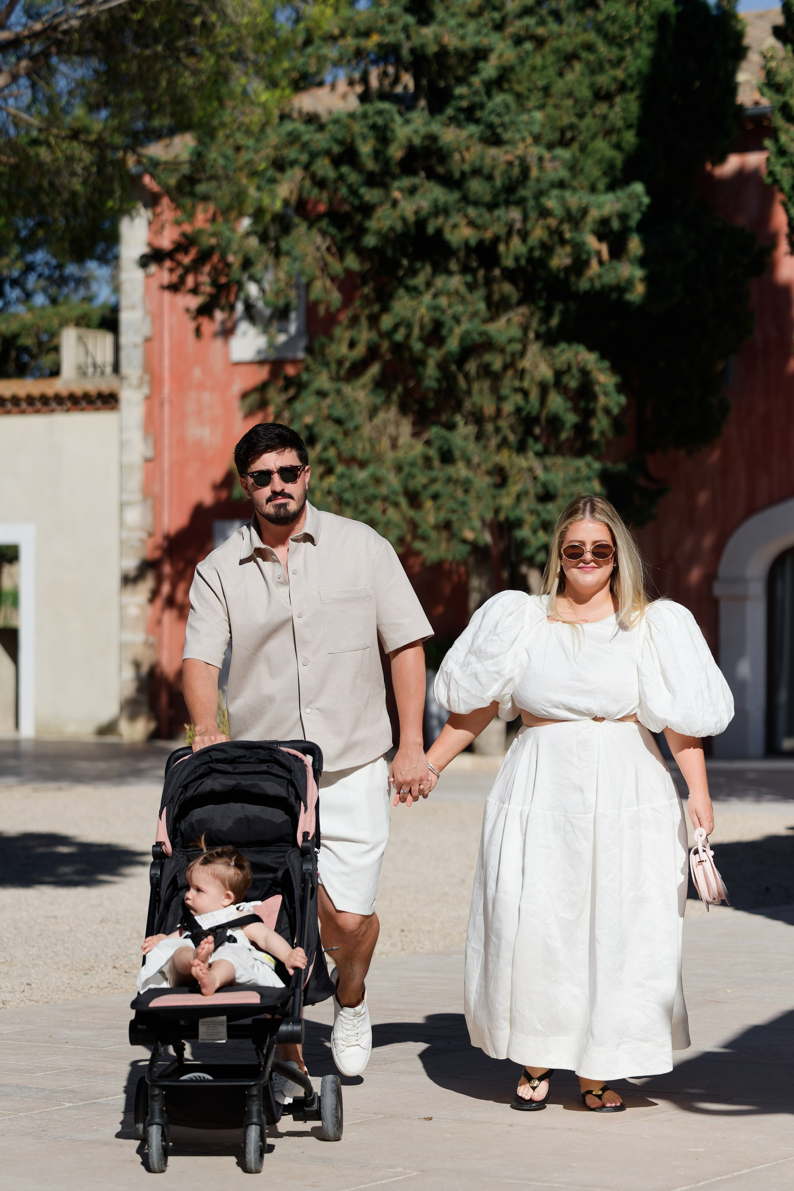 Welcome dinner at Château l’Hospitalet. Destination Wedding Photographer — Nikita Burtsev