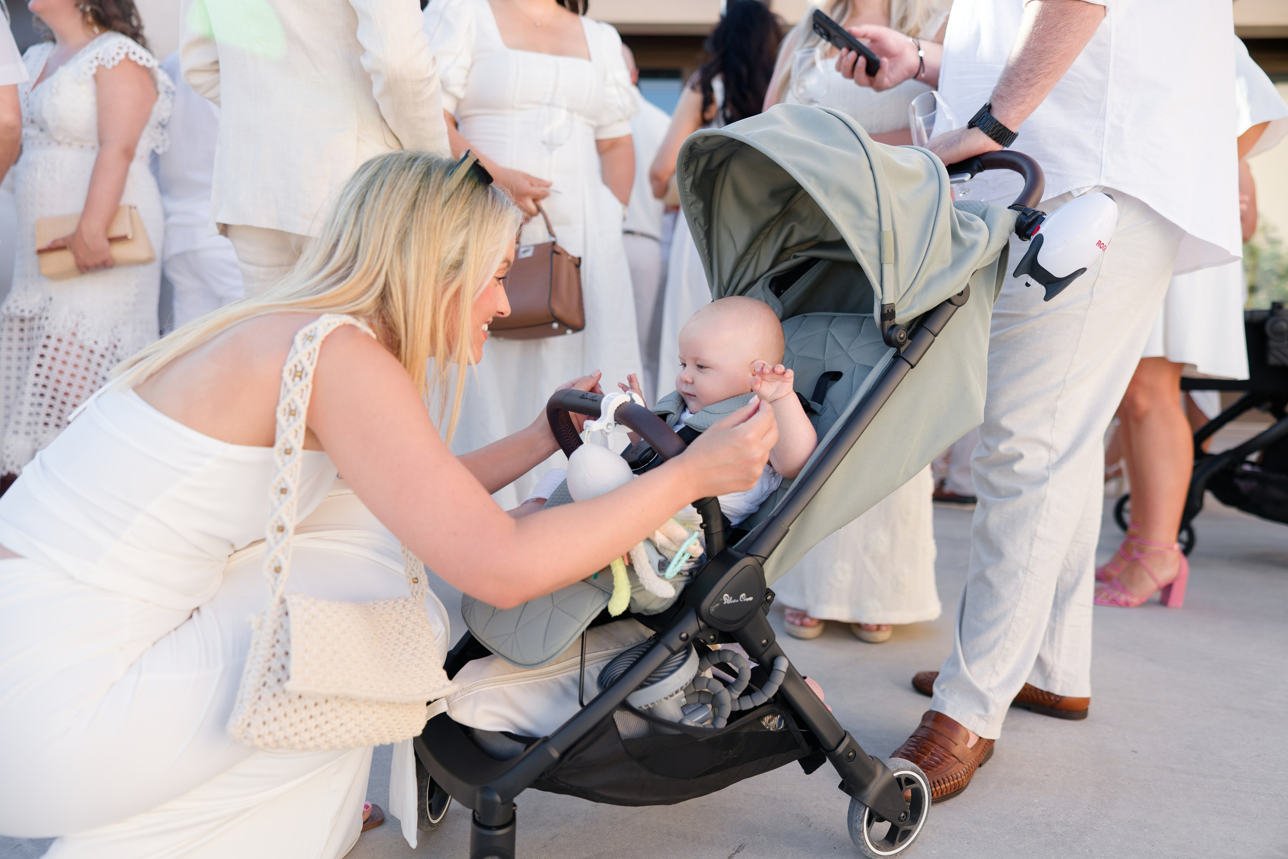 Welcome dinner at Château l’Hospitalet. Destination Wedding Photographer — Nikita Burtsev