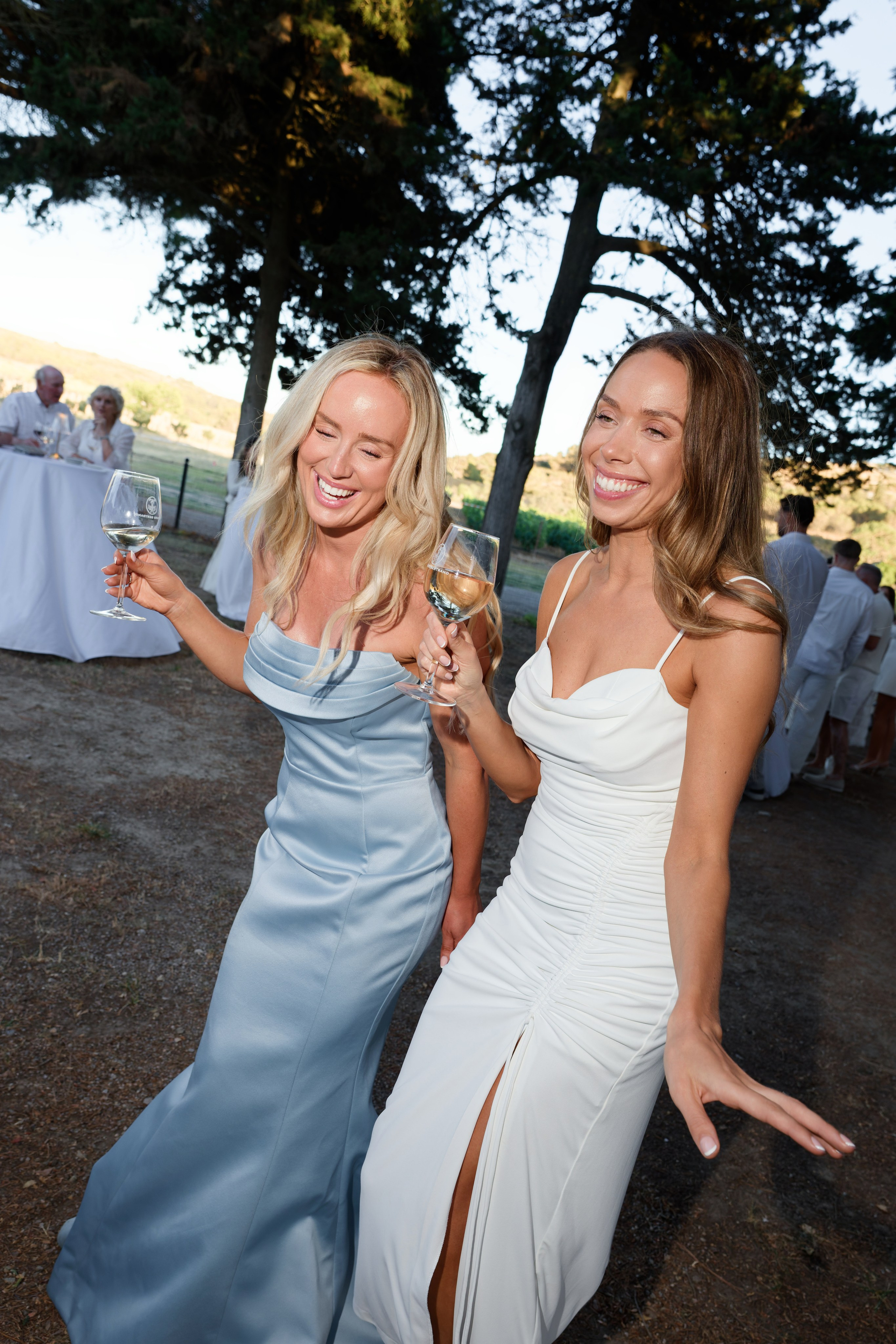 Welcome dinner at Château l’Hospitalet. Destination Wedding Photographer — Nikita Burtsev
