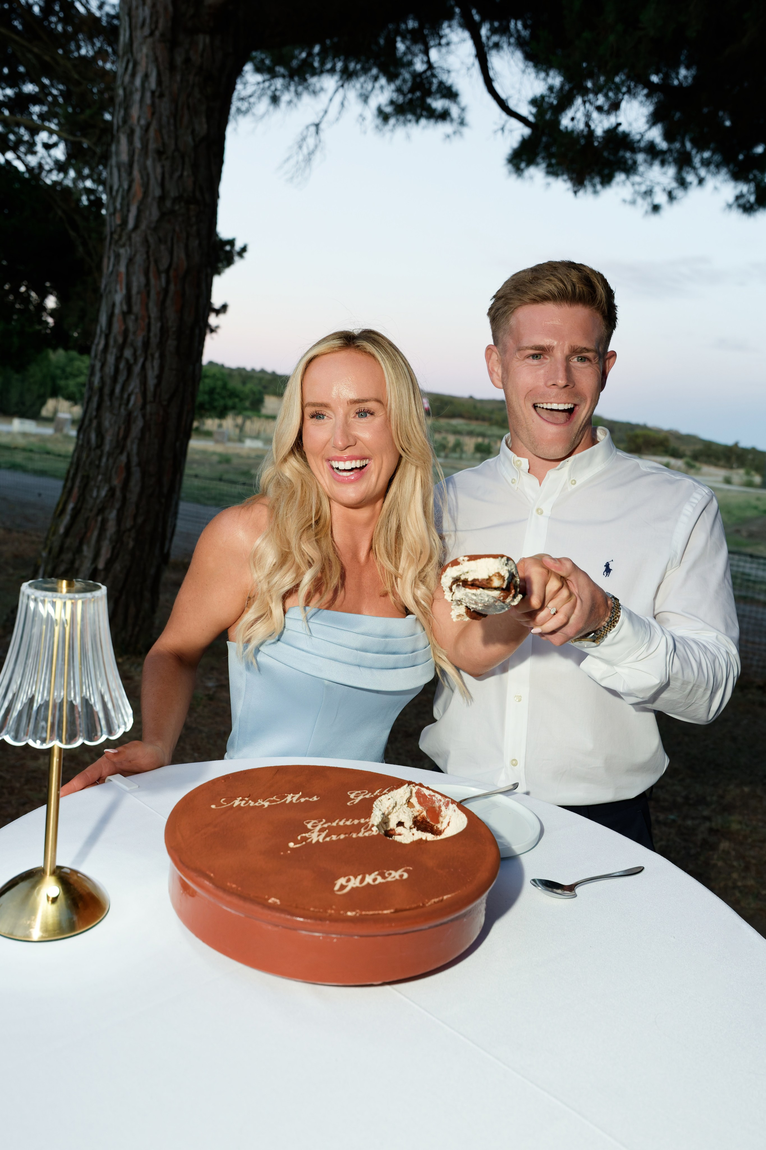 Welcome dinner at Château l’Hospitalet. Destination Wedding Photographer — Nikita Burtsev