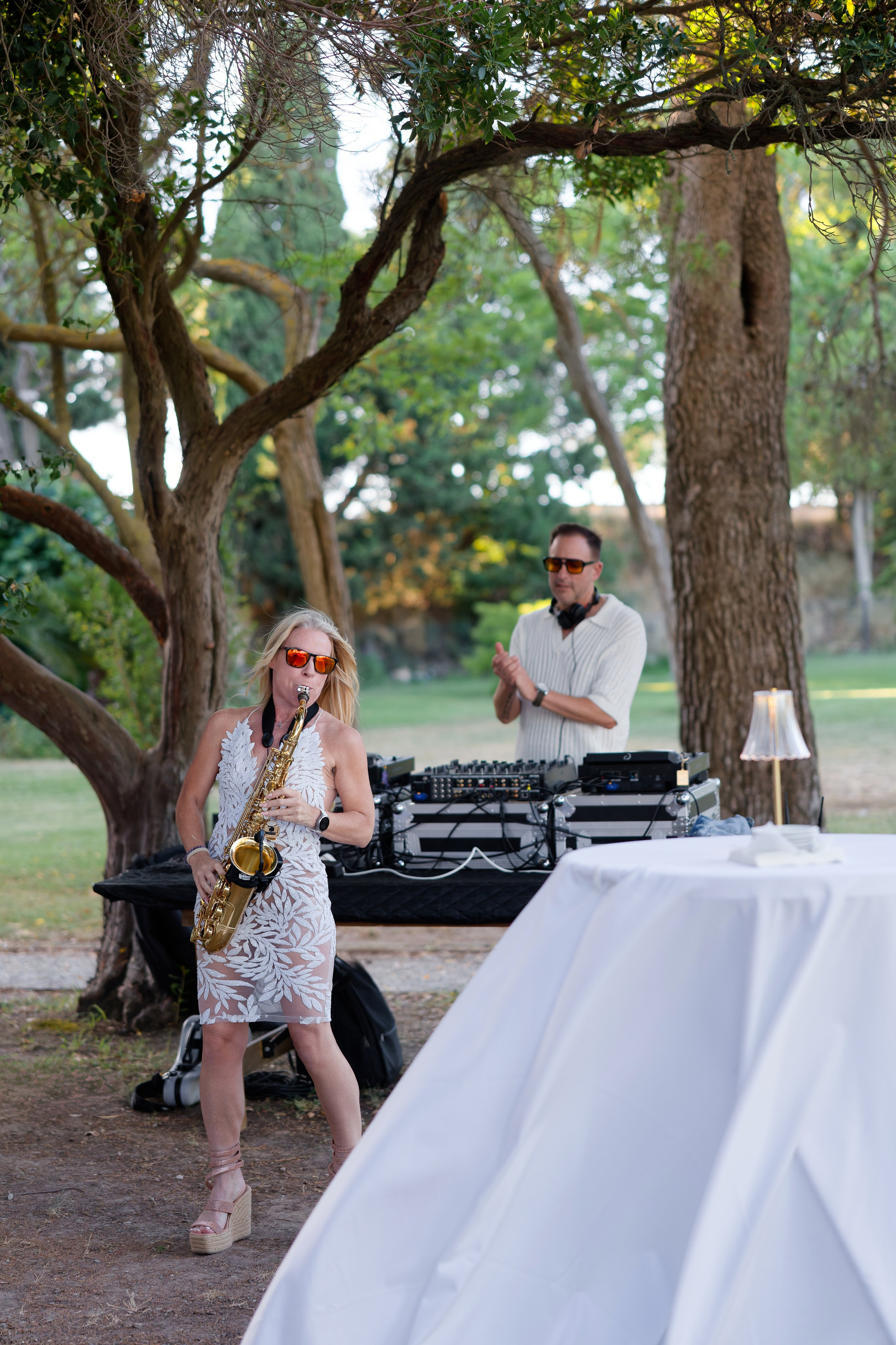 Welcome dinner at Château l’Hospitalet. Destination Wedding Photographer — Nikita Burtsev