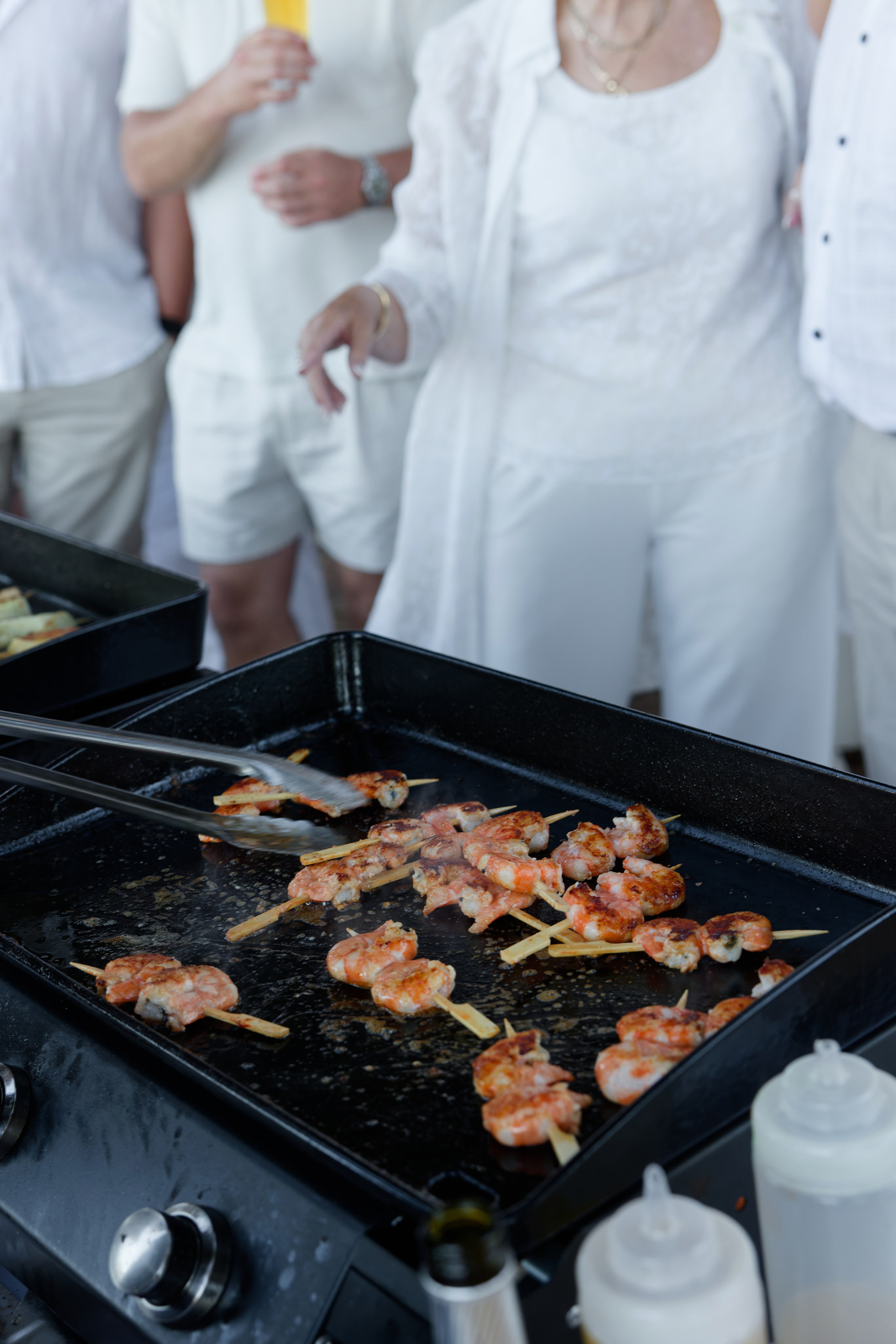 Welcome dinner at Château l’Hospitalet. Destination Wedding Photographer — Nikita Burtsev