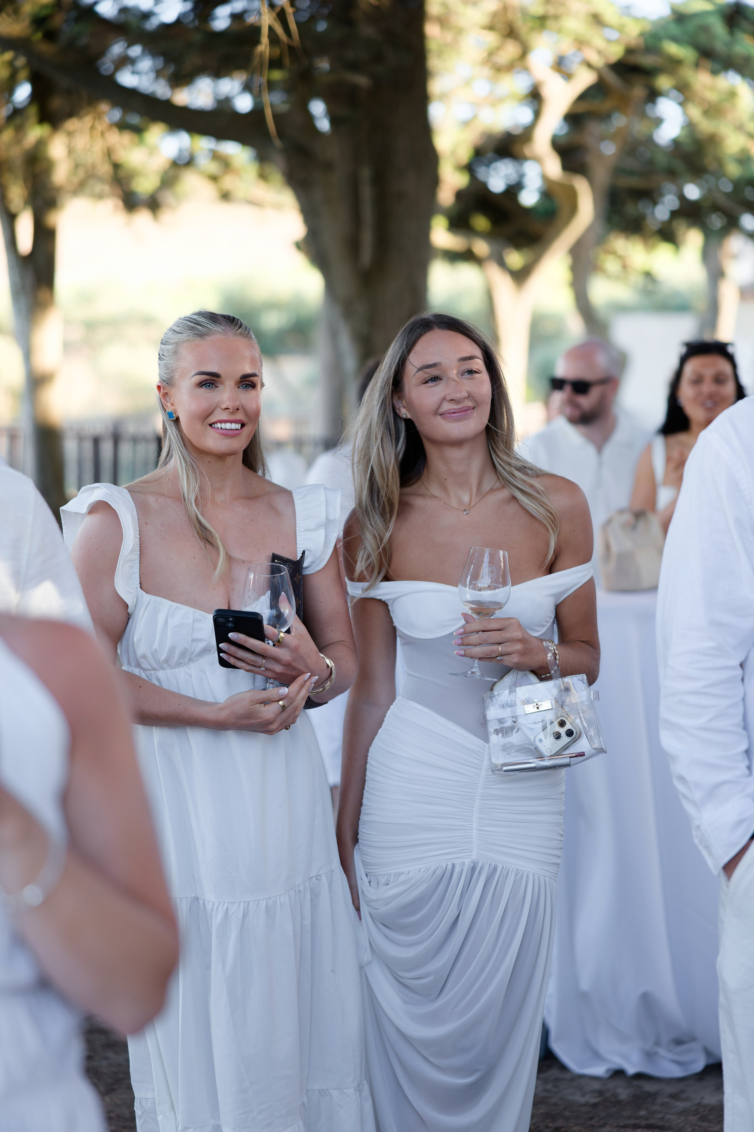 Welcome dinner at Château l’Hospitalet. Destination Wedding Photographer — Nikita Burtsev