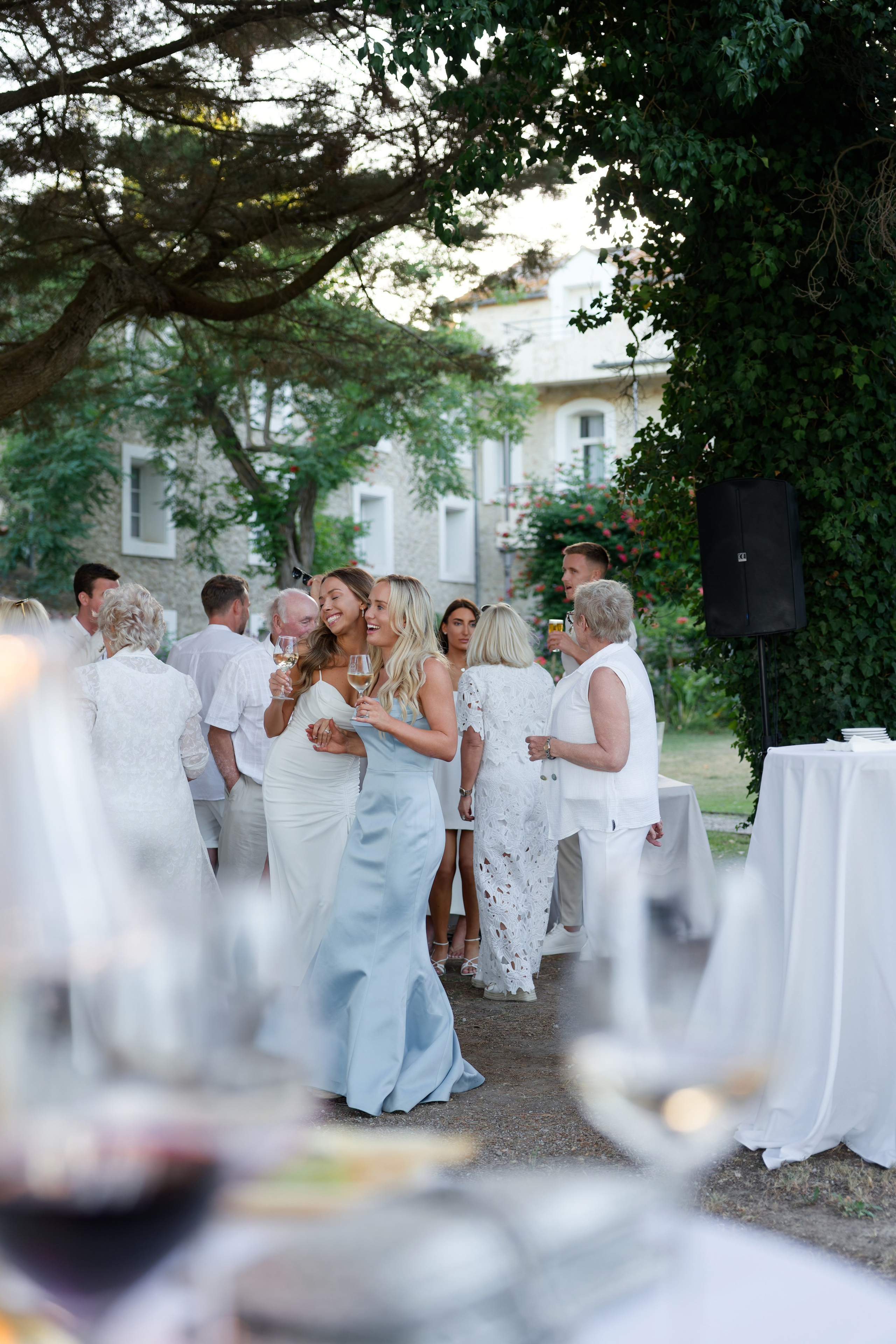 Welcome dinner at Château l’Hospitalet. Destination Wedding Photographer — Nikita Burtsev