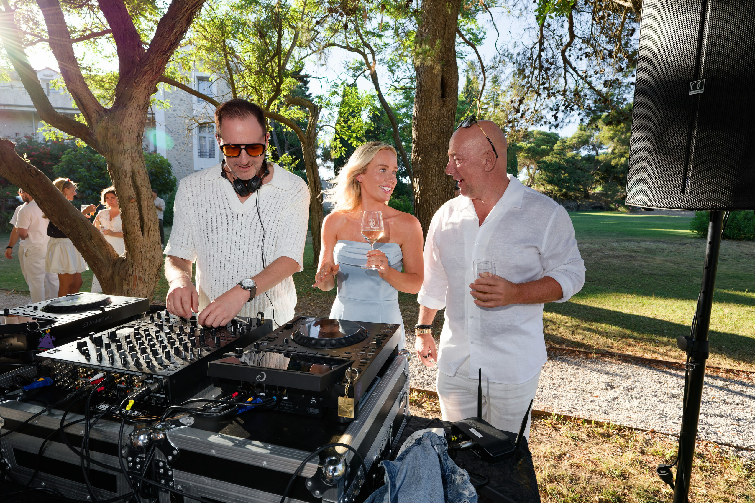 Welcome dinner at Château l’Hospitalet. Destination Wedding Photographer — Nikita Burtsev