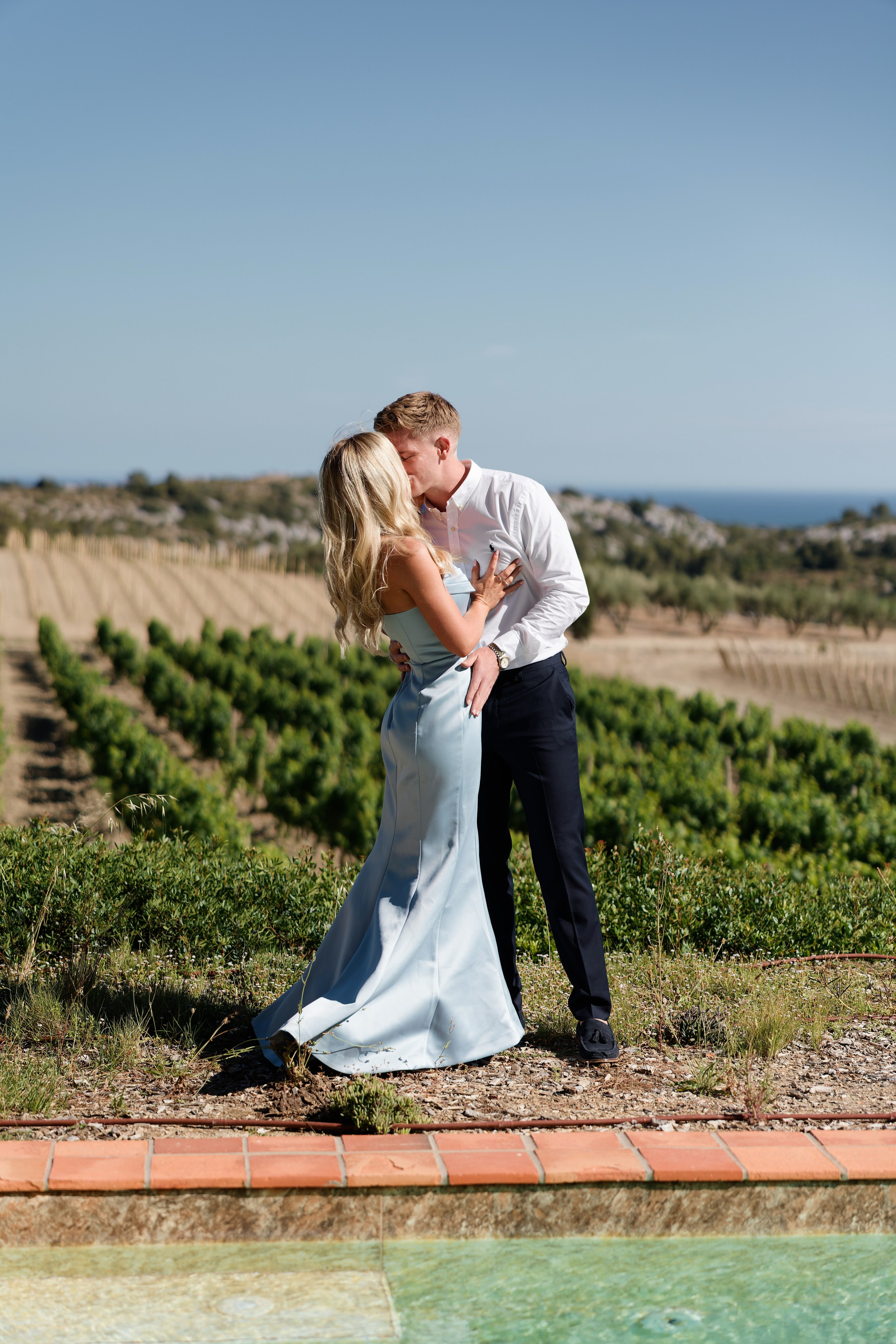 Welcome dinner at Château l’Hospitalet. Destination Wedding Photographer — Nikita Burtsev
