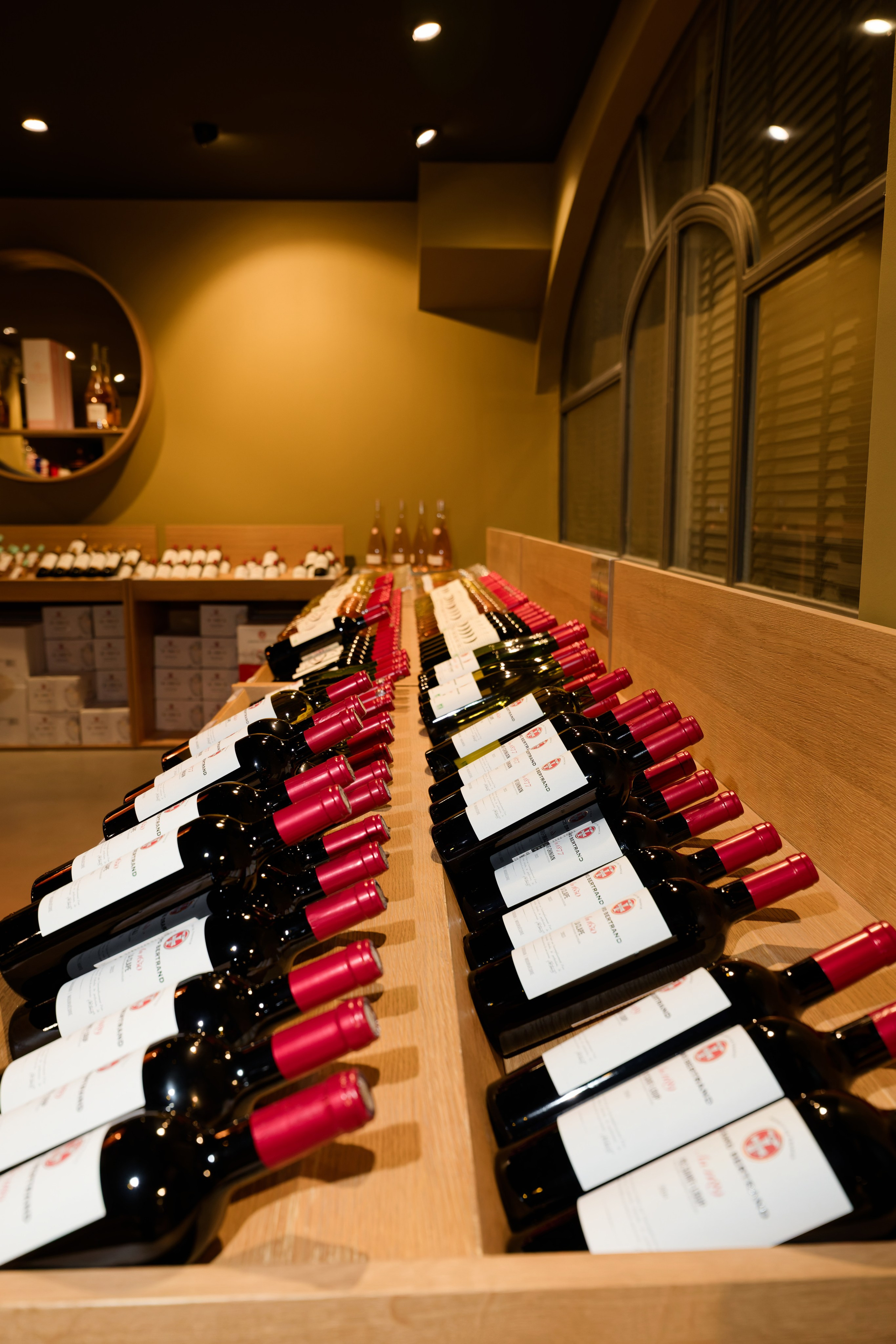 Welcome dinner at Château l’Hospitalet. Destination Wedding Photographer — Nikita Burtsev