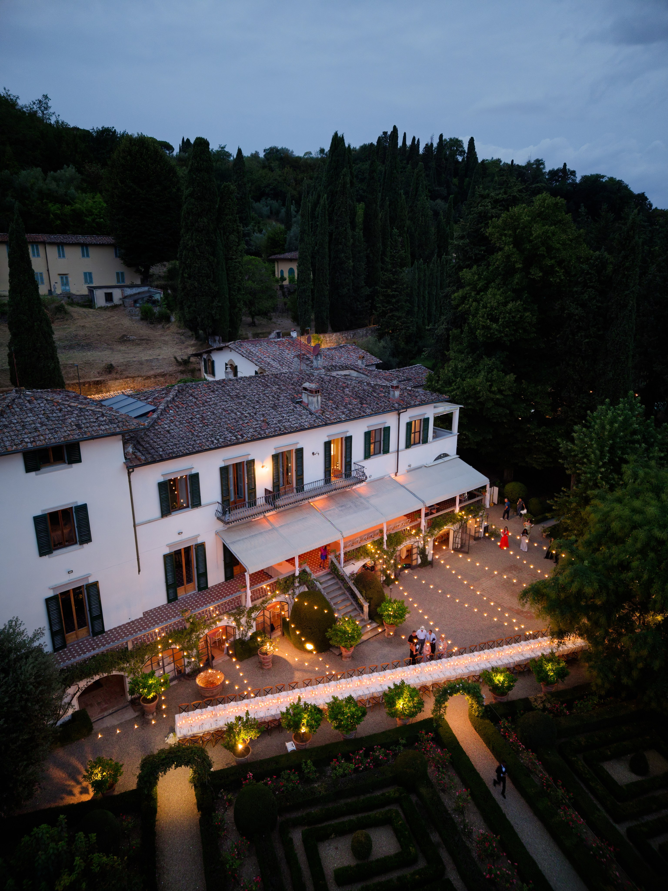 Wedding at Villa Merlo Nero, Florence, Italy. Destination Wedding Photographer — Nikita Burtsev