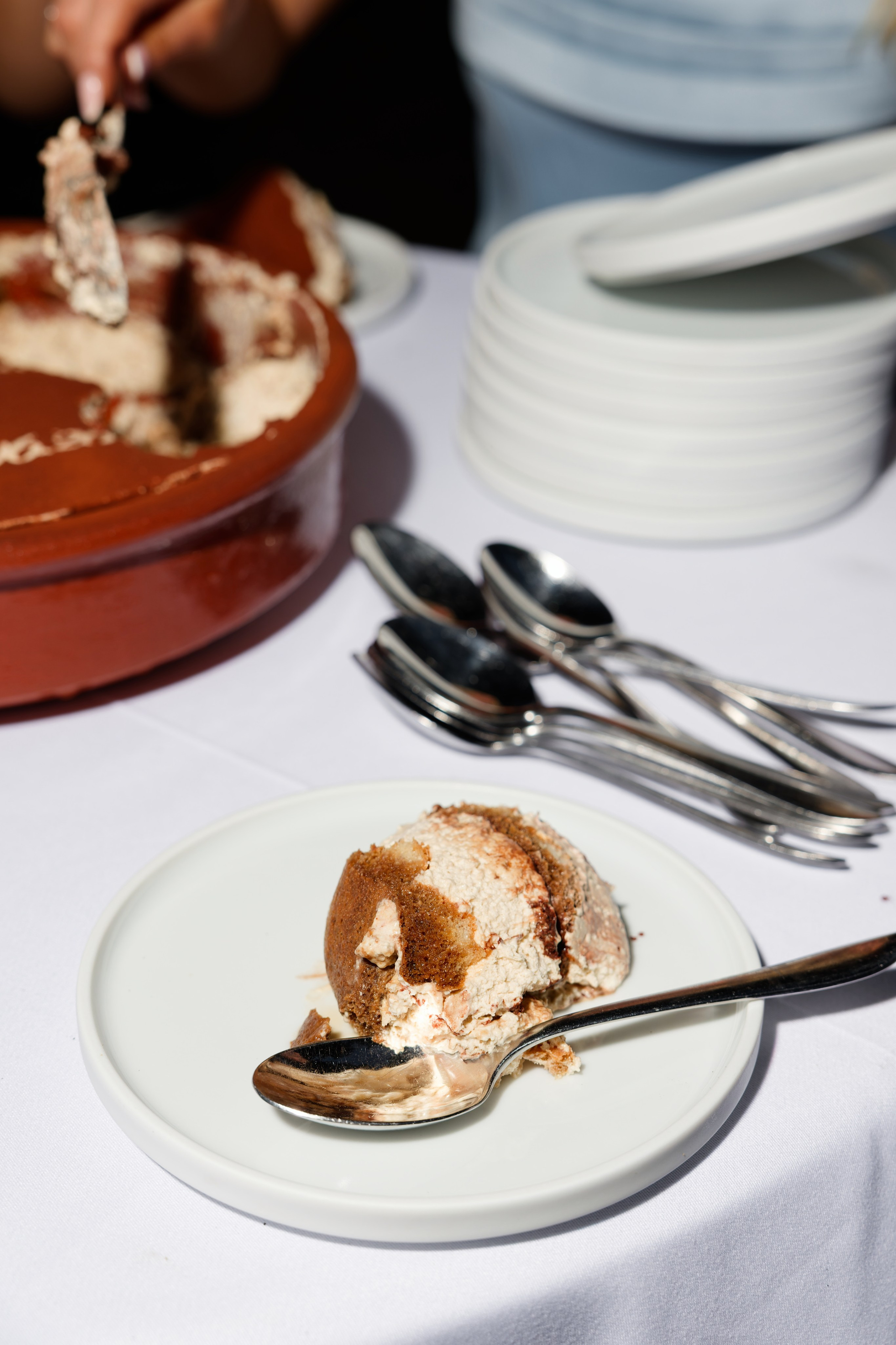 Welcome dinner at Château l’Hospitalet. Destination Wedding Photographer — Nikita Burtsev