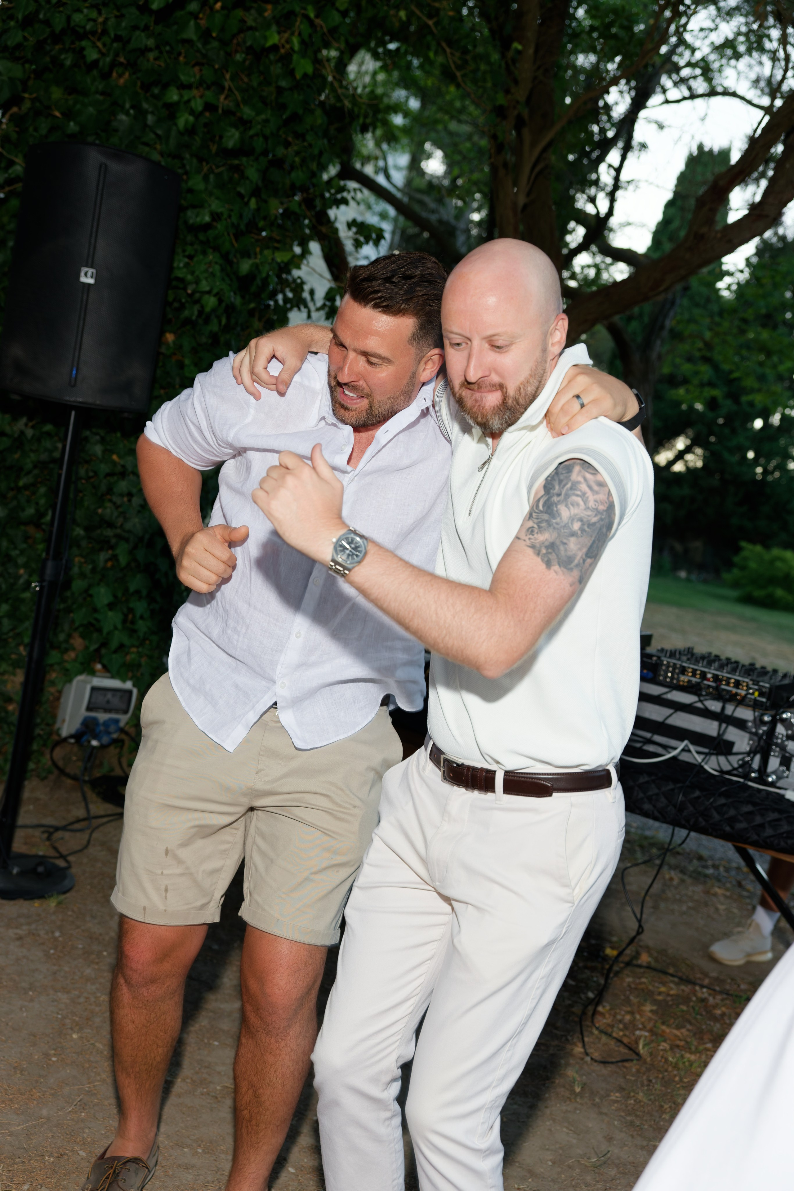 Welcome dinner at Château l’Hospitalet. Destination Wedding Photographer — Nikita Burtsev