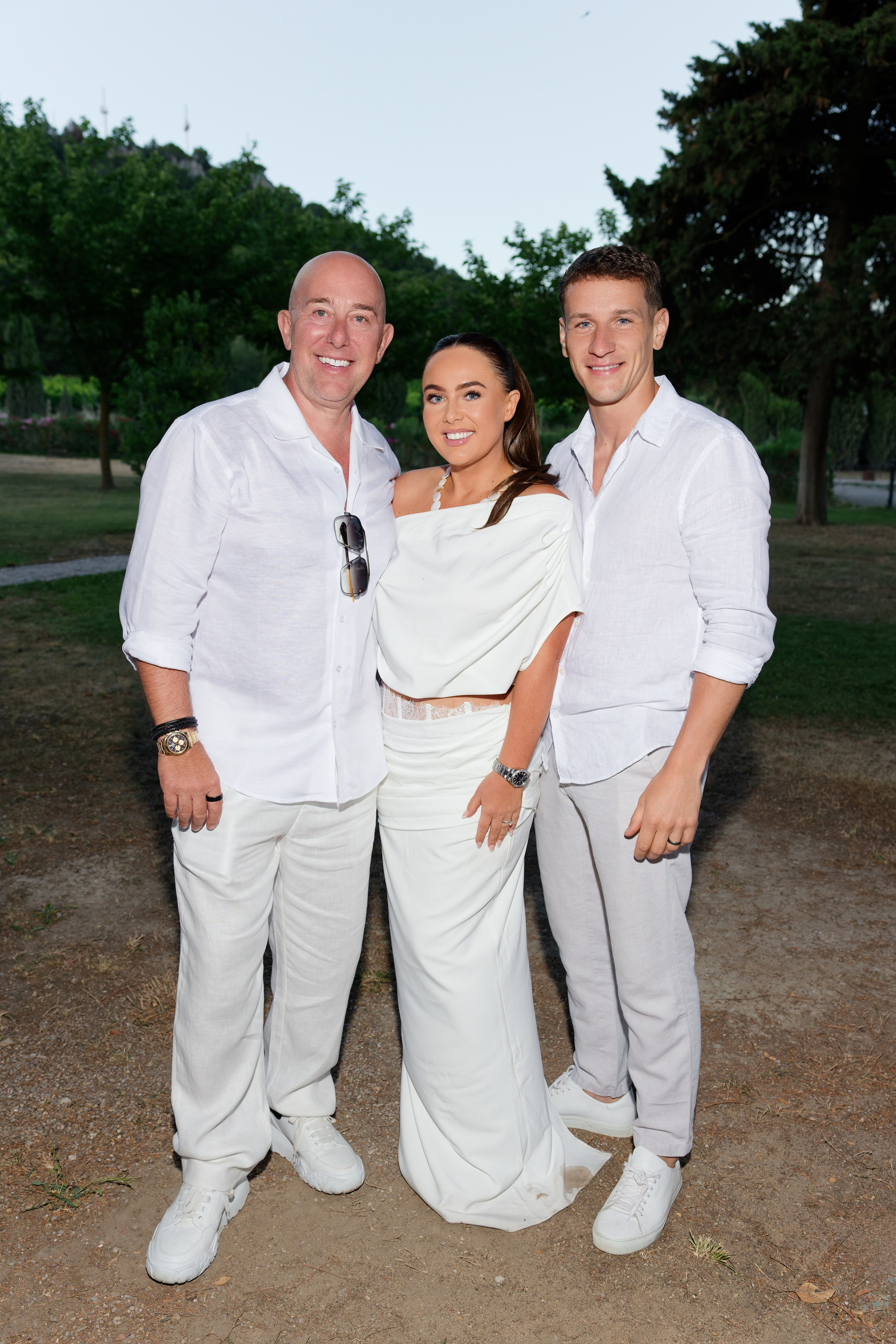 Welcome dinner at Château l’Hospitalet. Destination Wedding Photographer — Nikita Burtsev