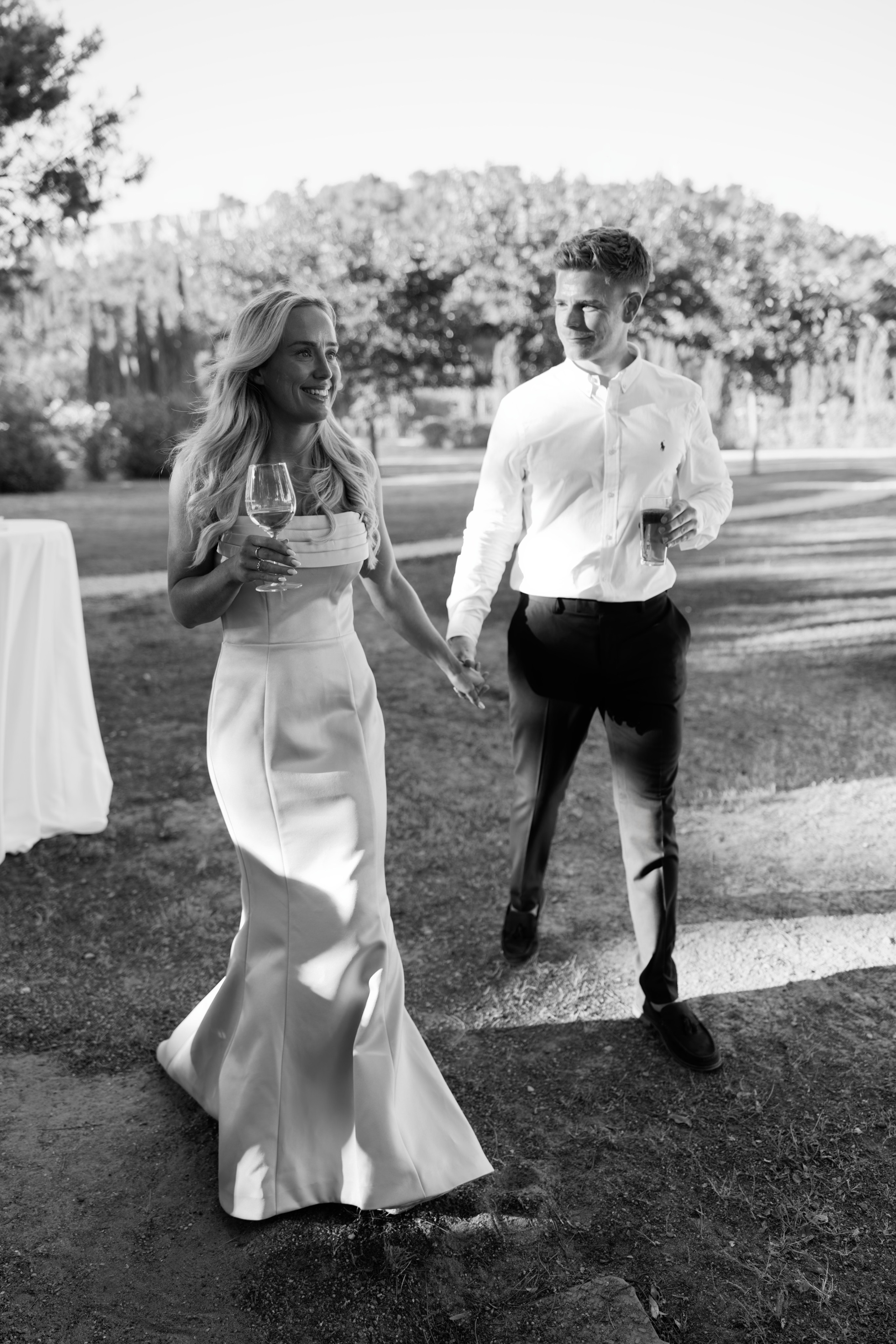 Welcome dinner at Château l’Hospitalet. Destination Wedding Photographer — Nikita Burtsev