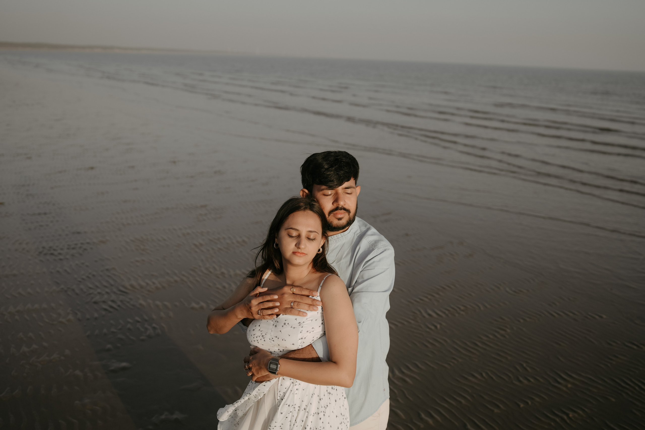 COUPLE SESSIONS. Love Emotions Weddings