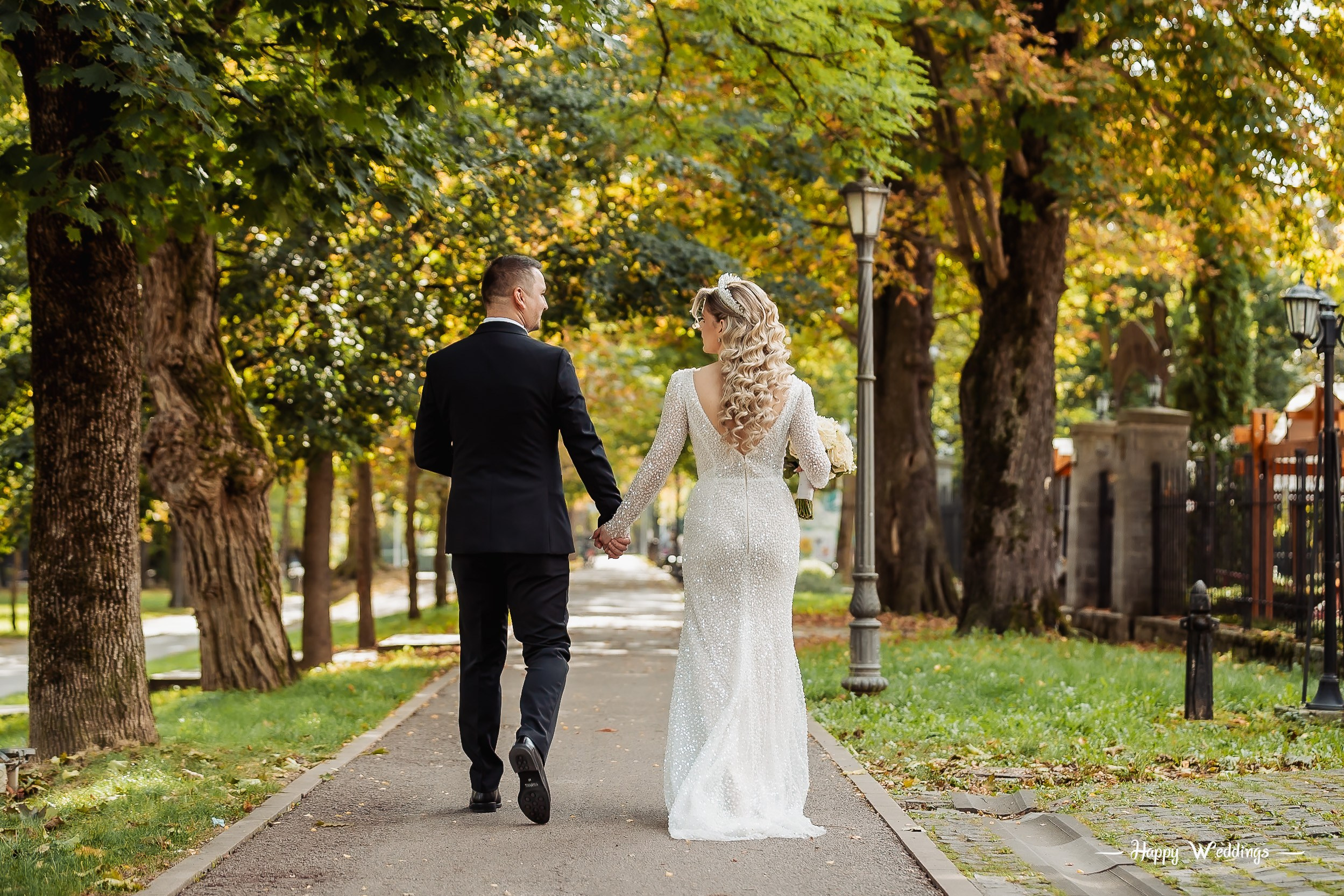 “Nunta lui Marius și Cristina # absolut LEGENDARĂ. Fotograf nuntă Bistrița | Fotograf botez & evenimente — Happy Weddings