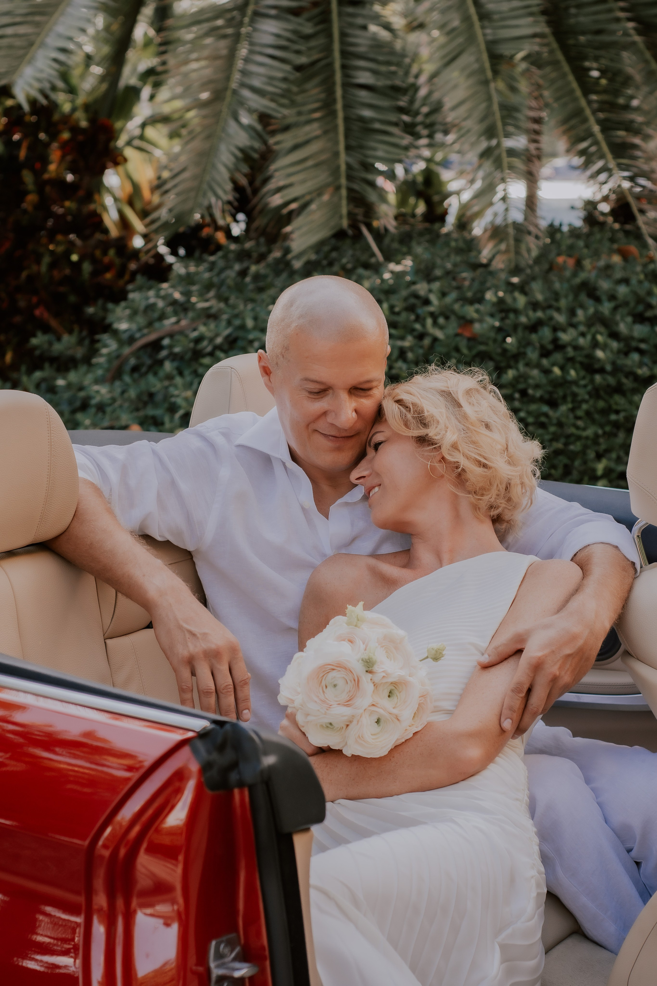 Wedding photography in Miami. Professional portrait photographer in Los Angeles | Axenia Haritonova