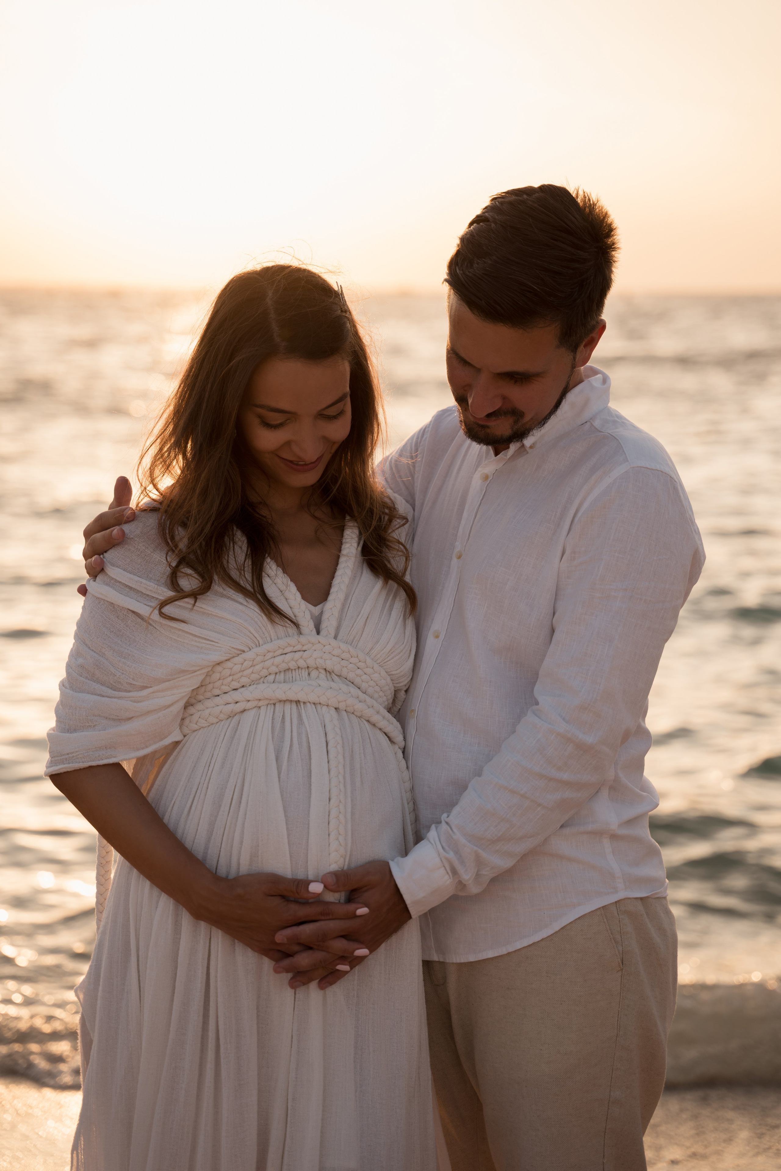 Golden Hour Glow. Angela Iakovleva — Family Photographer in Dubai