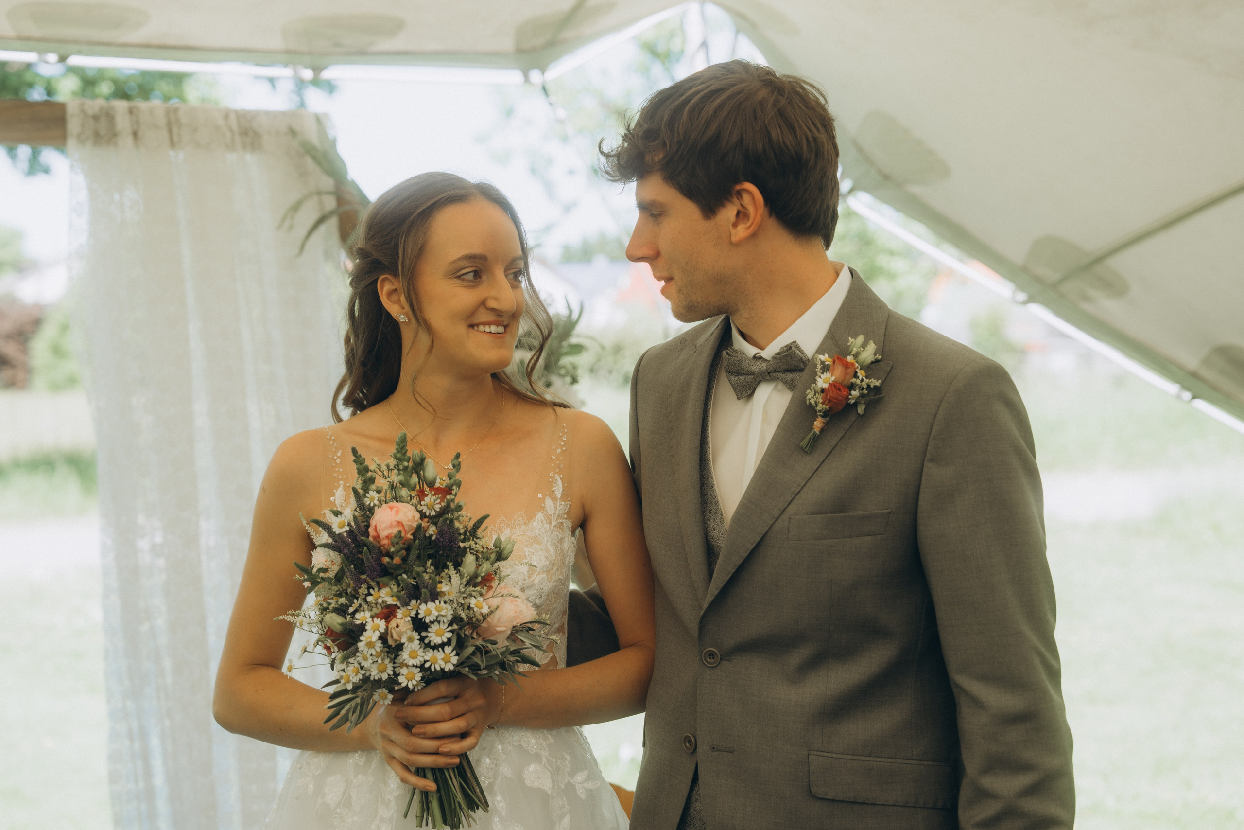 Franzi & Yannic. Hochzeitsfotografin in Deutschland