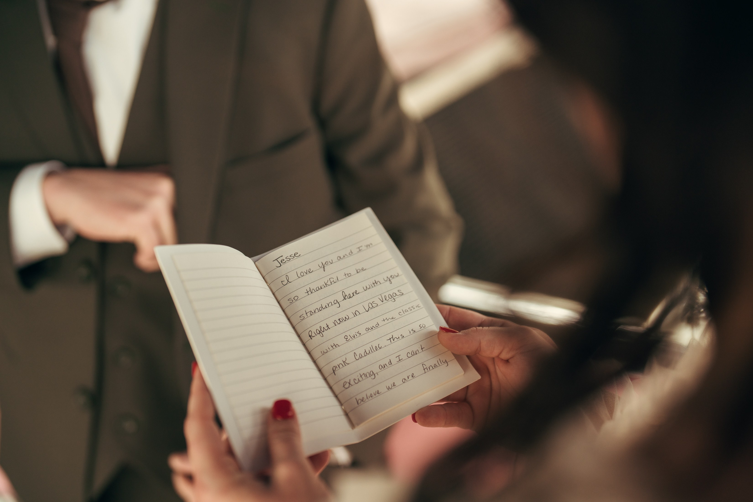 Grace&Jesse. Wedding & elopement photographer Viktoriya Kravtsov. Las Vegas