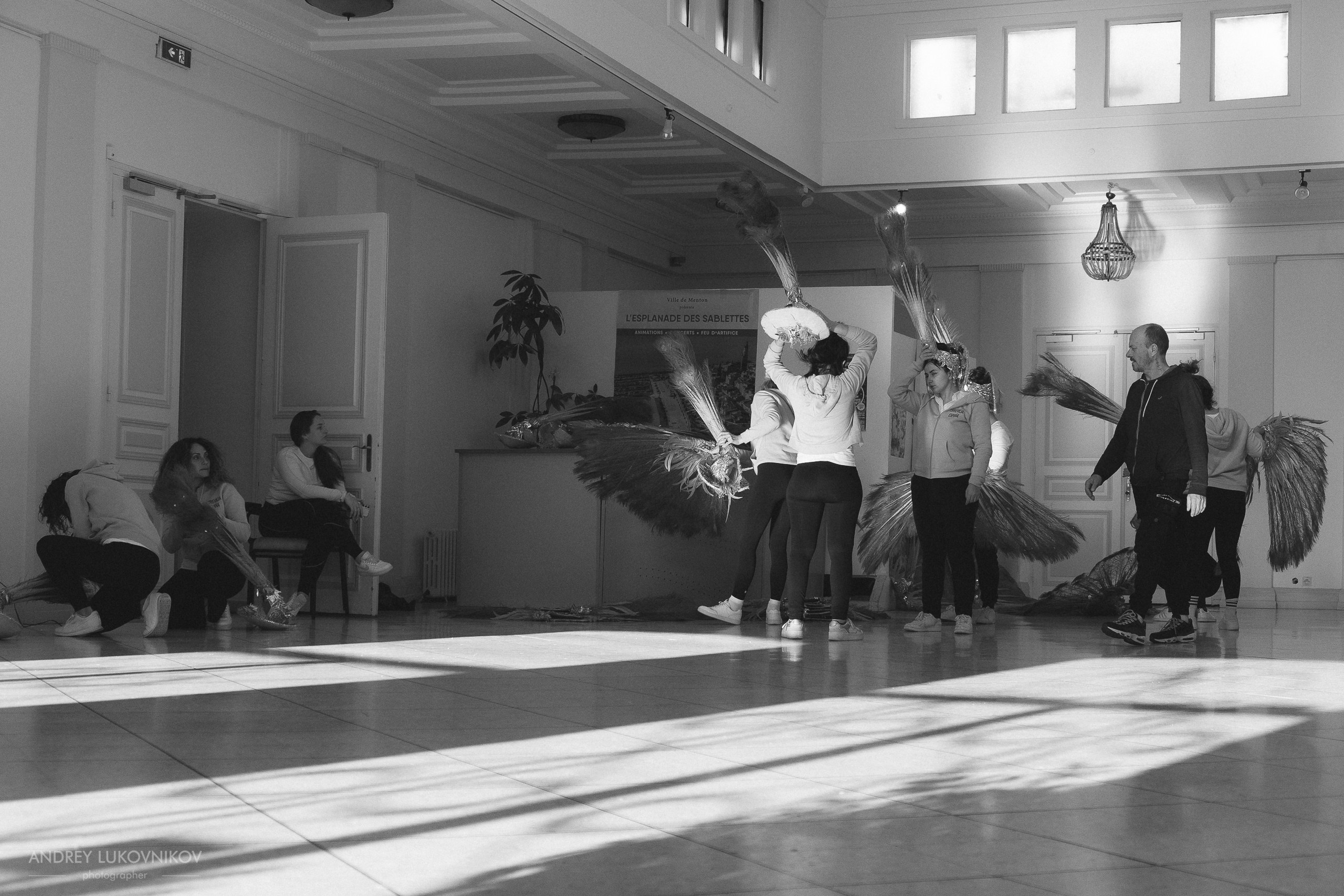 Backstage and carnival photographer in Europe — Spain, France, Italy | Andrey Lukovnikov