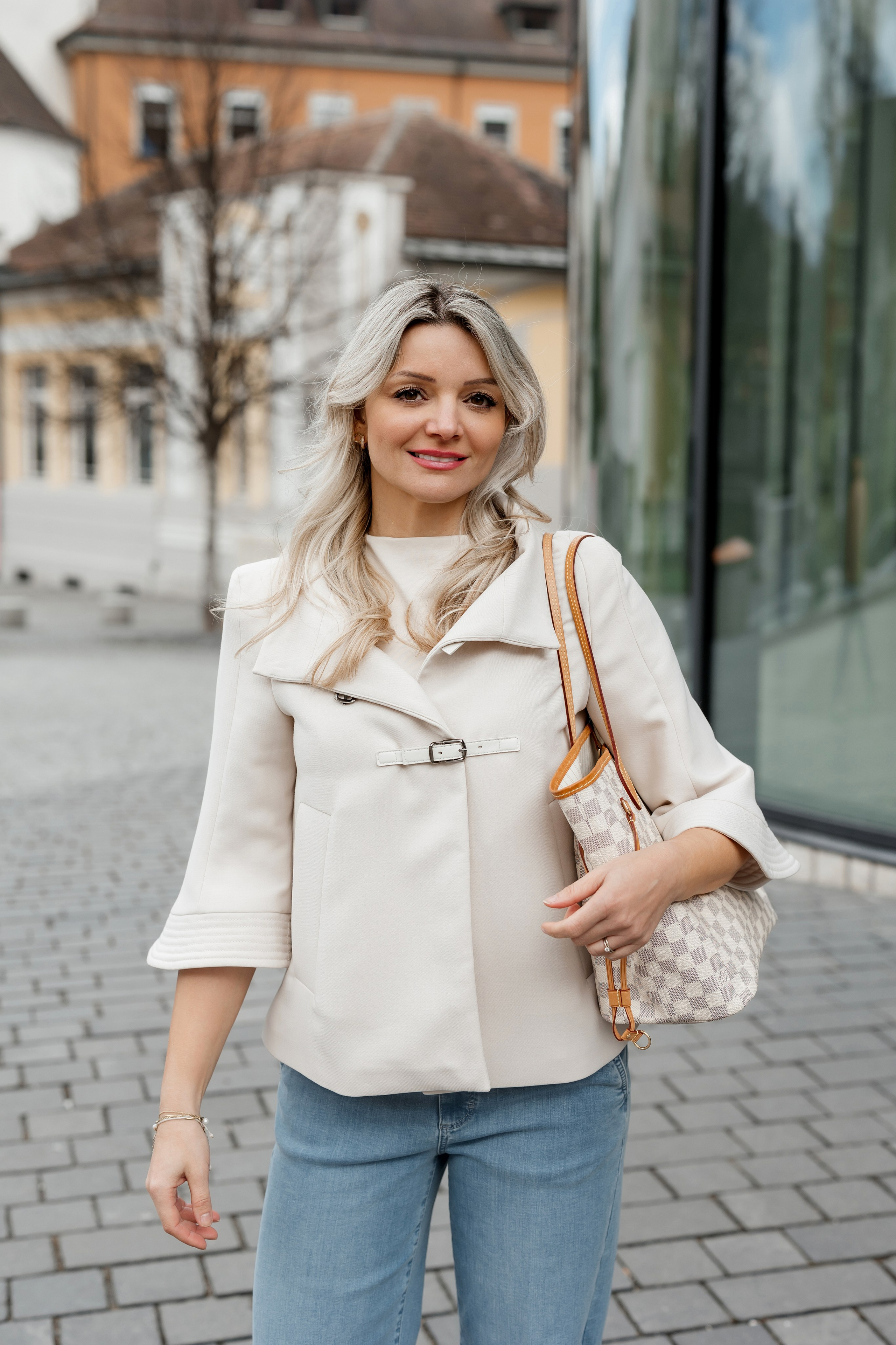 Pamela. Amazing photo session at a time convenient for you. Y