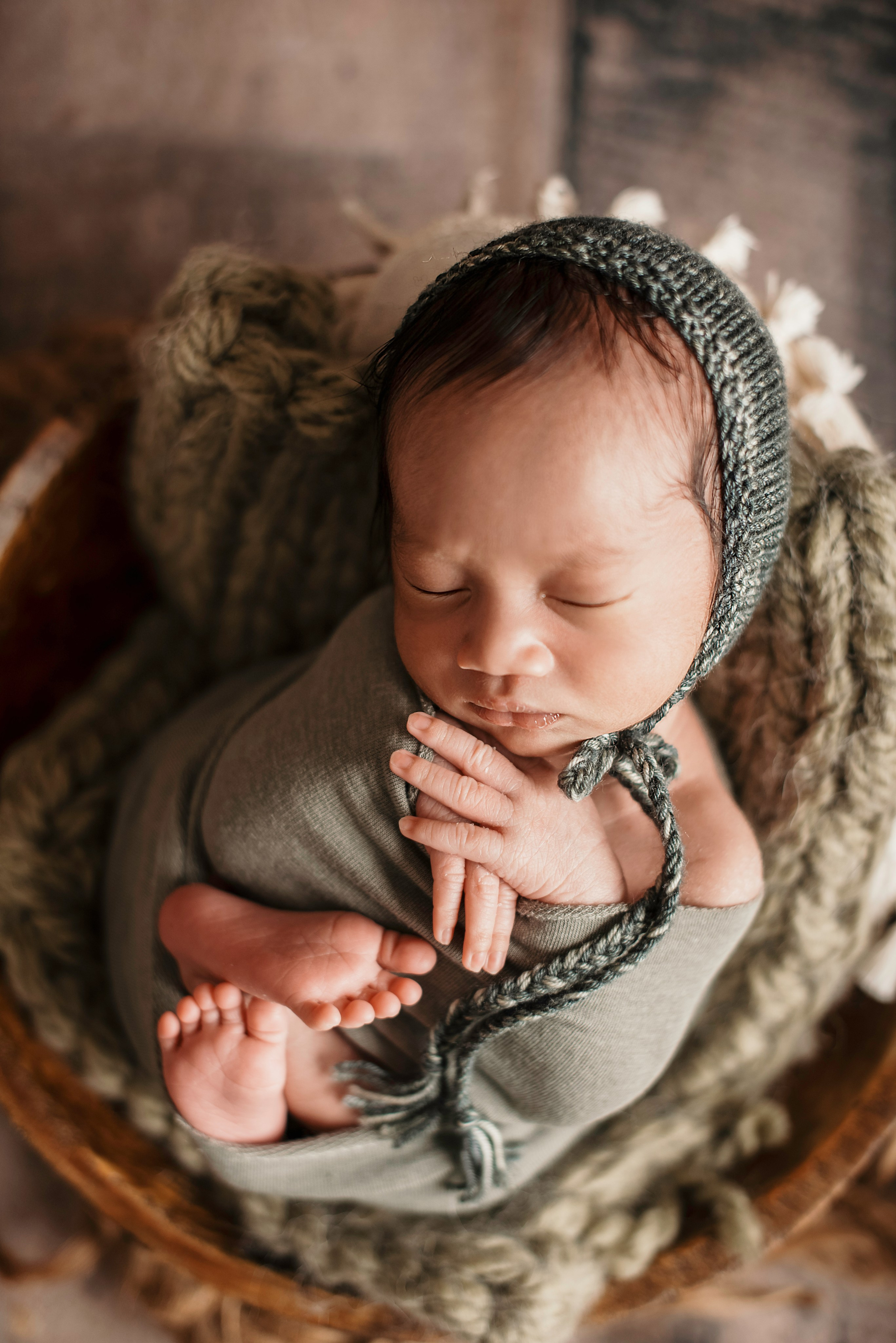 SHAWN. Newborn, pregnancy, family photographer in New Jersey