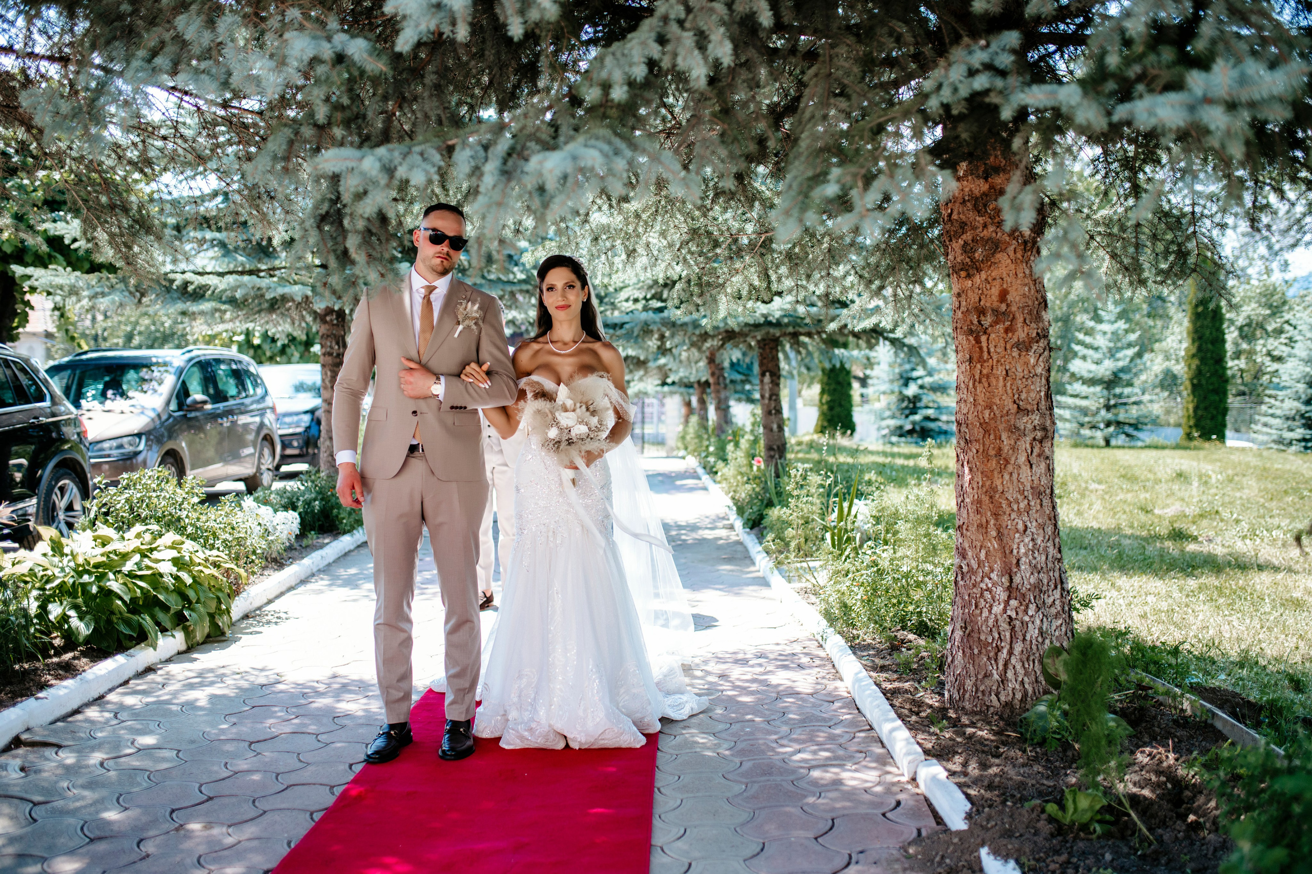 Larisa & Cosmin. Fotograf si Videograf | Nuntă-Botez