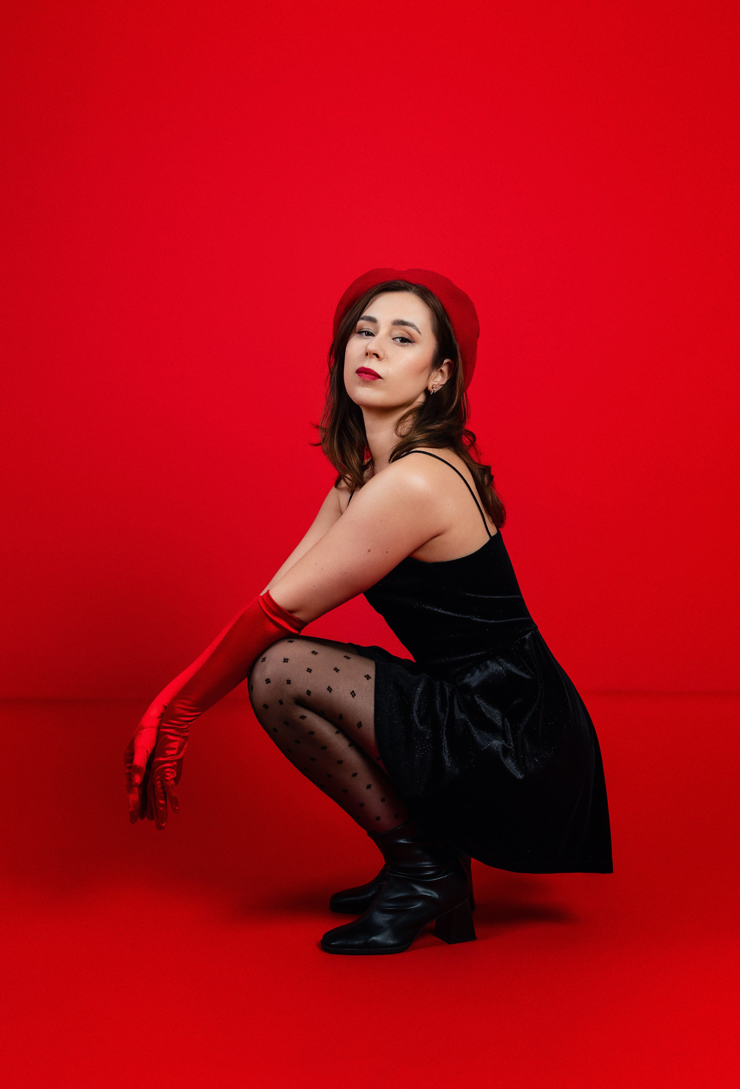 Professional studio portrait in Belgrade with soft lighting, Artistic studio portrait session in Belgrade, Serbia, Studio portrait with professional lighting setup, Elegant portrait taken in a photography studio in Belgrade