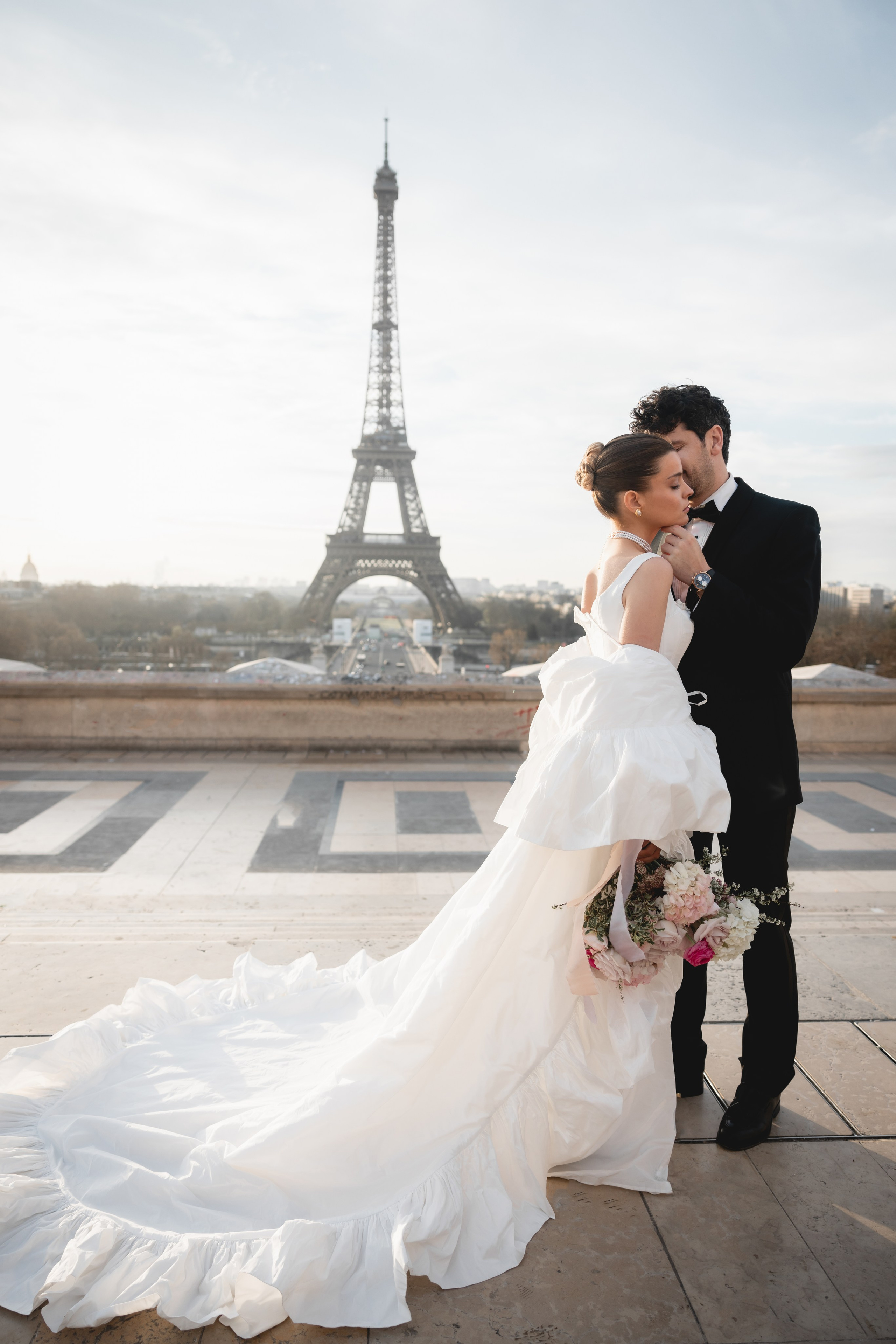 Paris. Professional wedding photographer in Copenhagen, Denmark — Julia Byron
