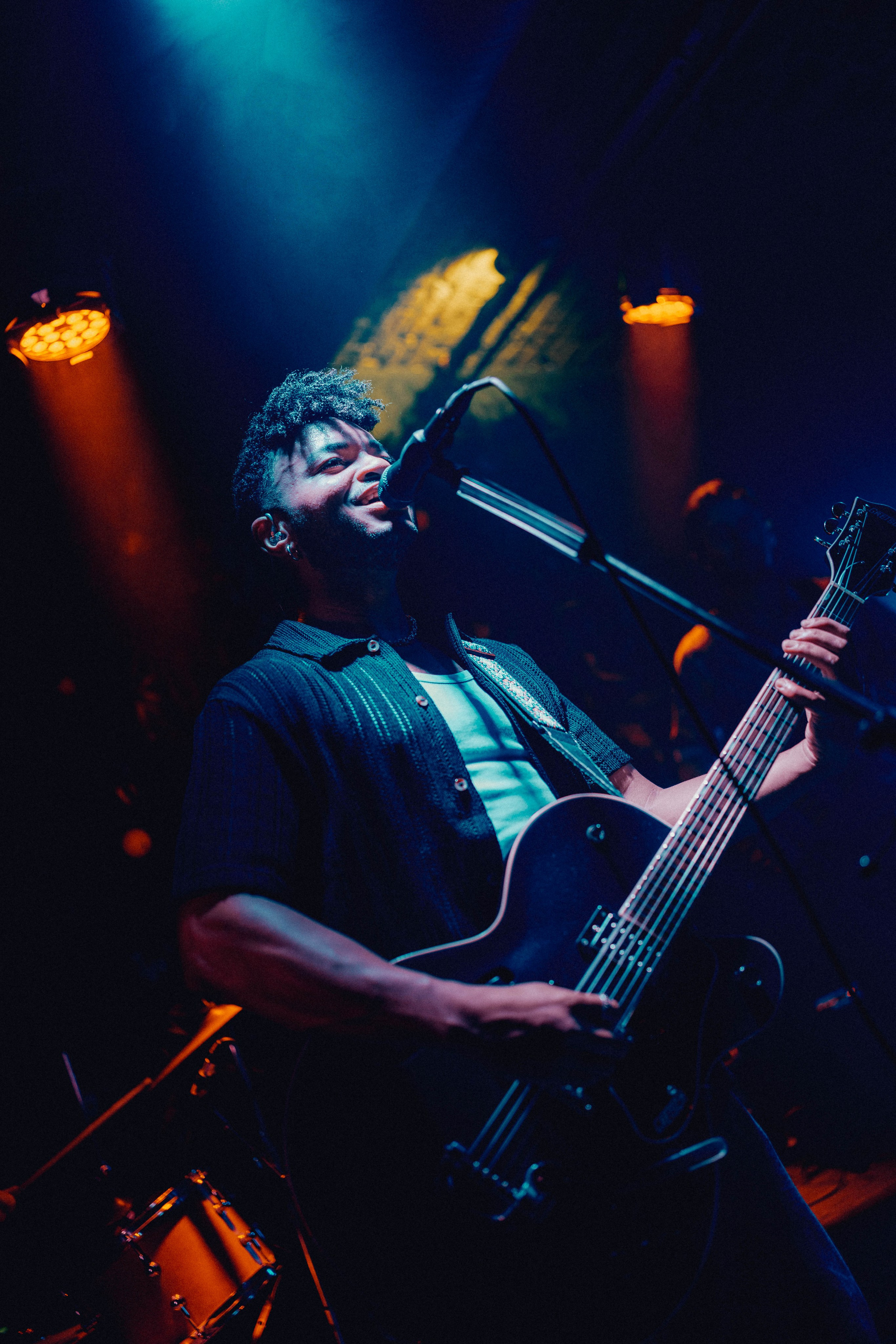 MoonShot. Concert and portrait photographer in Prague