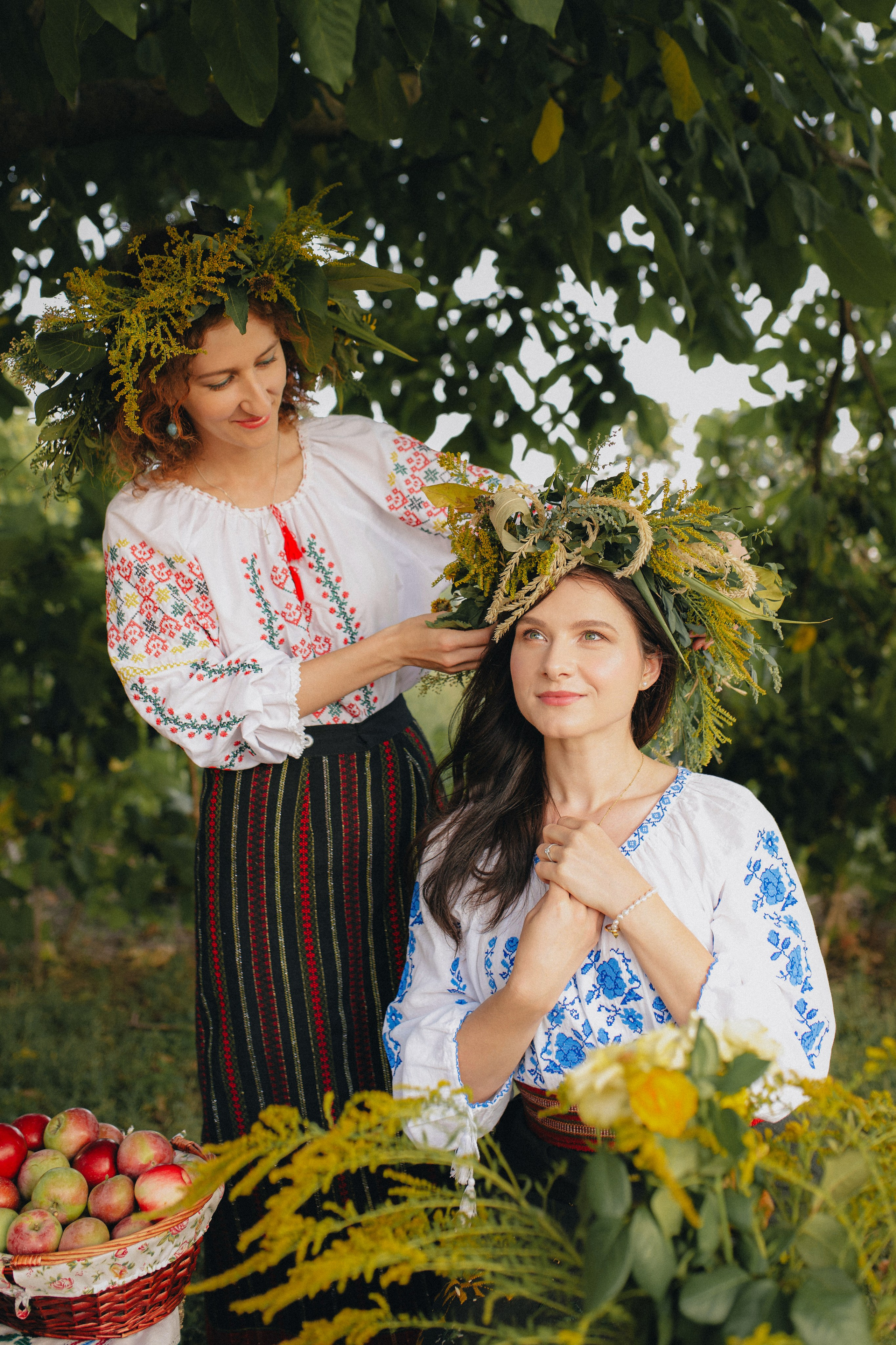 Celebrating Moldovan folklore. Tania Gandrabur, photographer in West Midlands, England