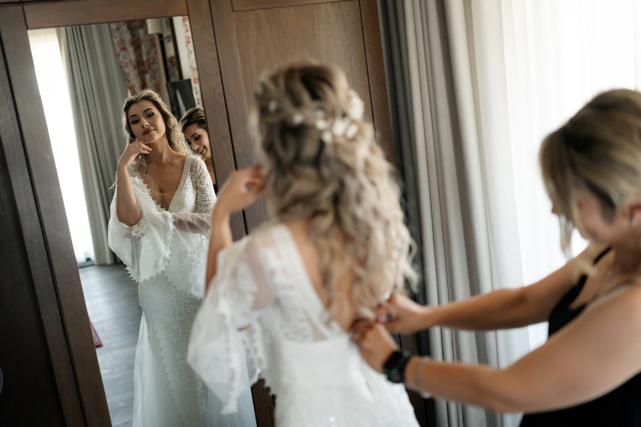 Sandra & Razvan. Destination Wedding Photographer Alex Pasarelu
