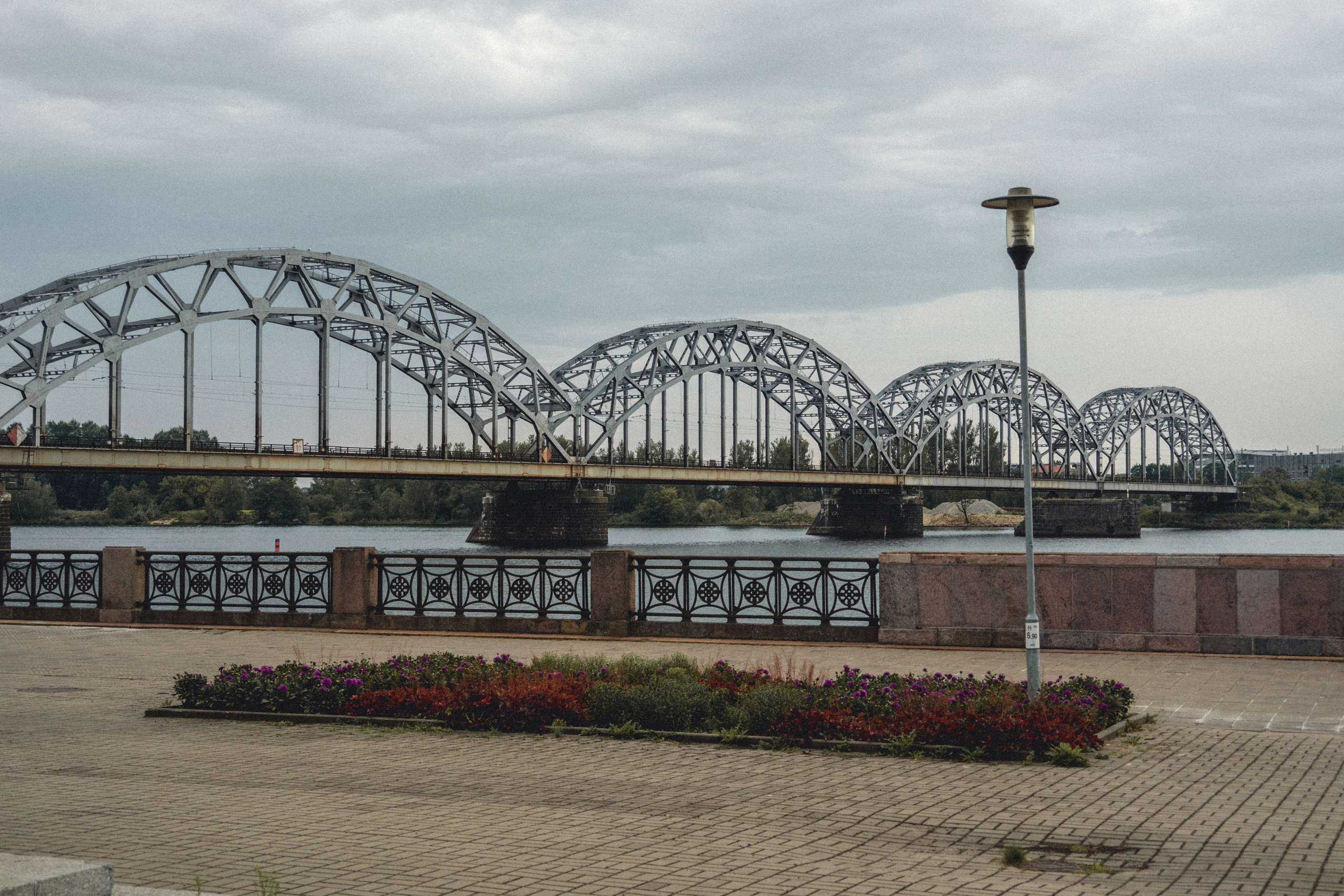 Voyage à Riga. Photographe sur Cote d’Azur. Portraits de familles, couples, enfants, événements