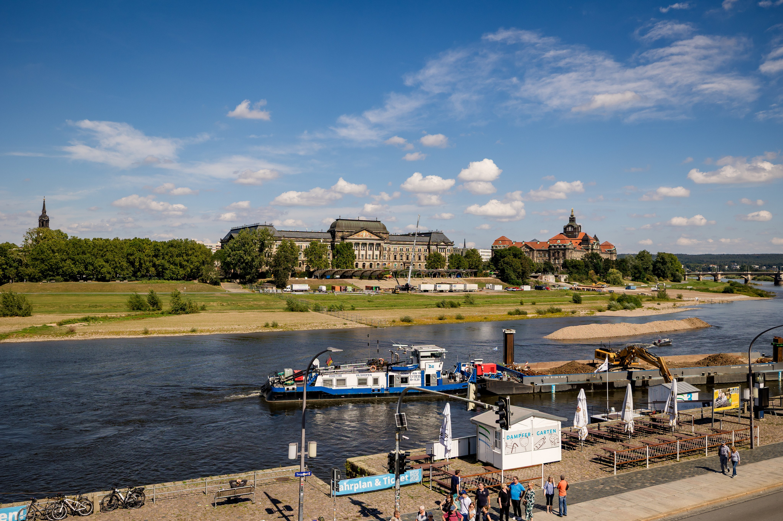 Johanneshof, Prague. AMIR BUCHNIK PHOTOGRAPHER