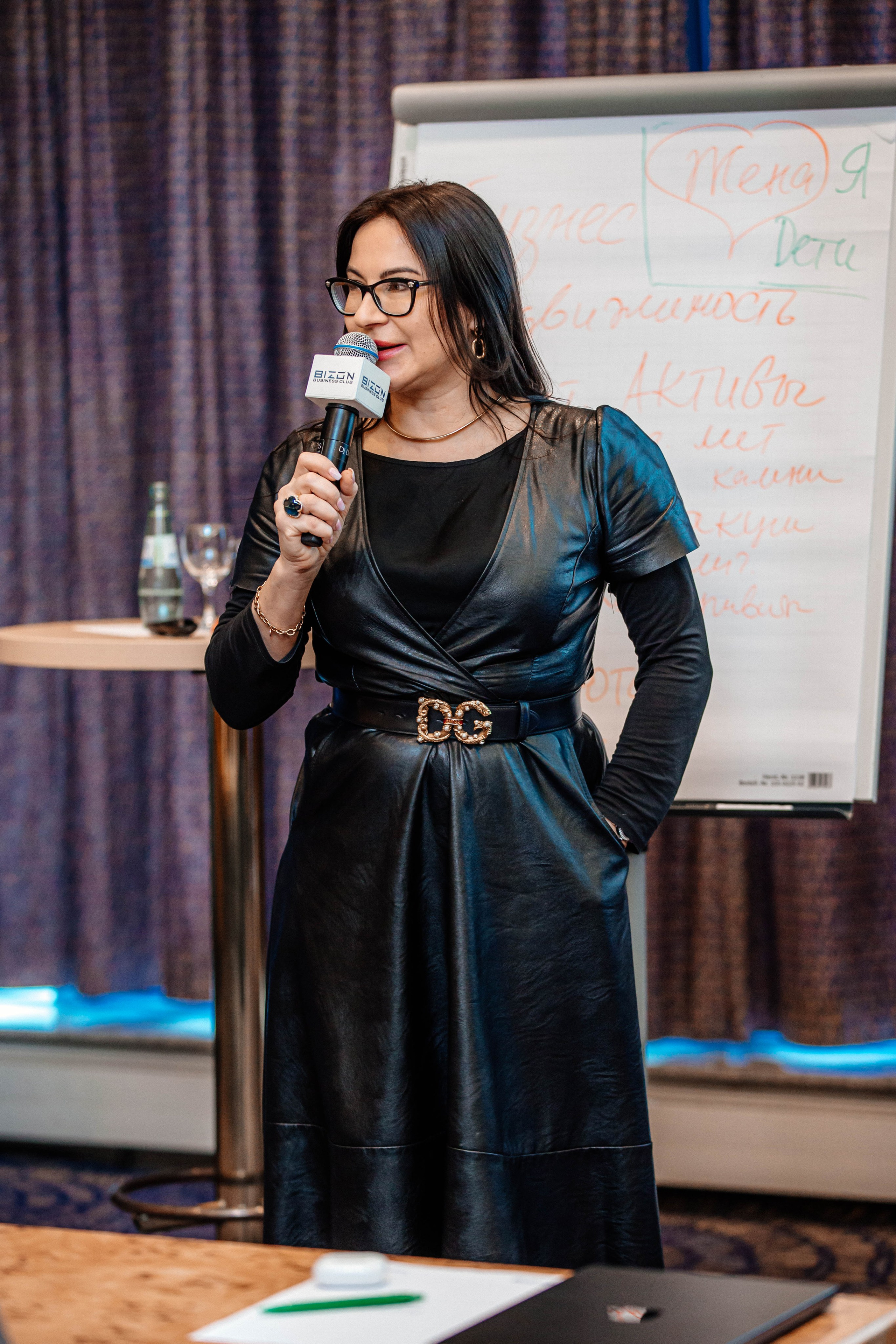 Club Bizon. Portrait family photographer in Berlin Elena Zakh